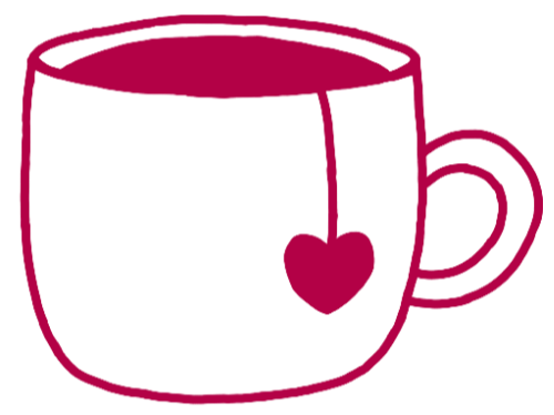 Selbstgezeichnete Tasse mit Inhalt und einem Teebeutel-Anhänger in Herzform