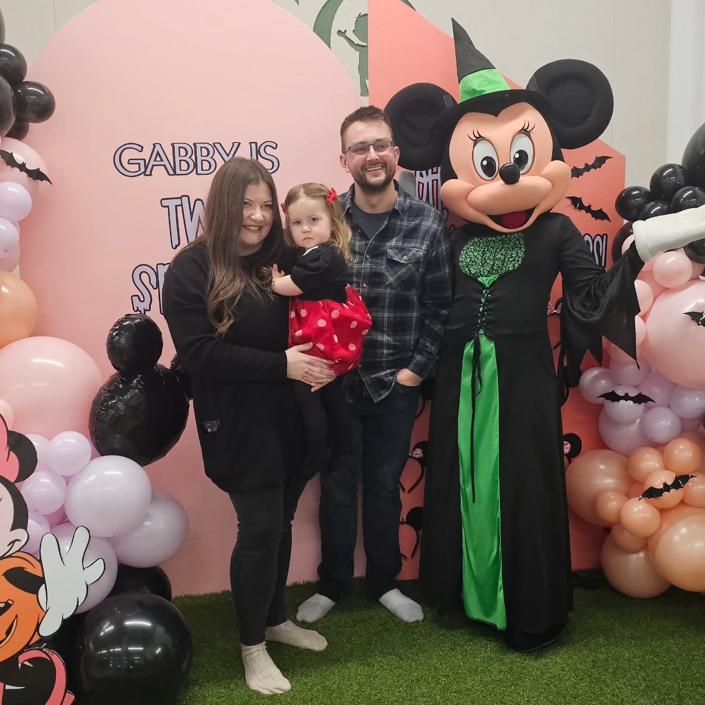 🎉We work with some of the most talented professionals in the industry! We may not offer a play space, balloons, or cakes... but guess what? We know who to call! Don't be afraid to ask us our recommendations on who are some of our most trusted vendor