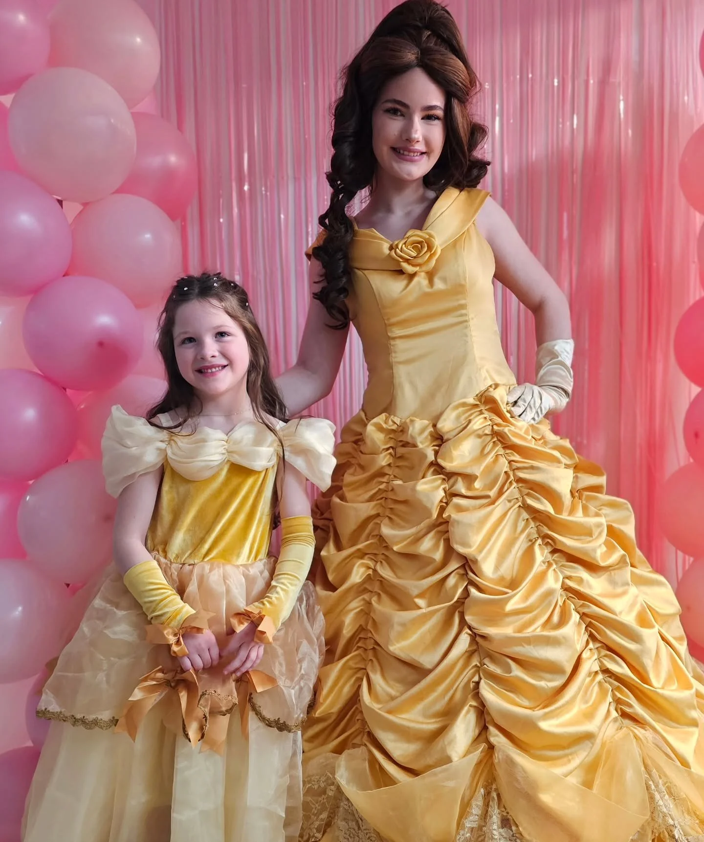 🥀Why invite our princess to your party? Because  we do all the entertaining! So much work goes into planning birthday parties. Hire us and you can sit back and enjoy watching us take command of the room! 

 🥀Entertaining the magic of Childhood
Www.