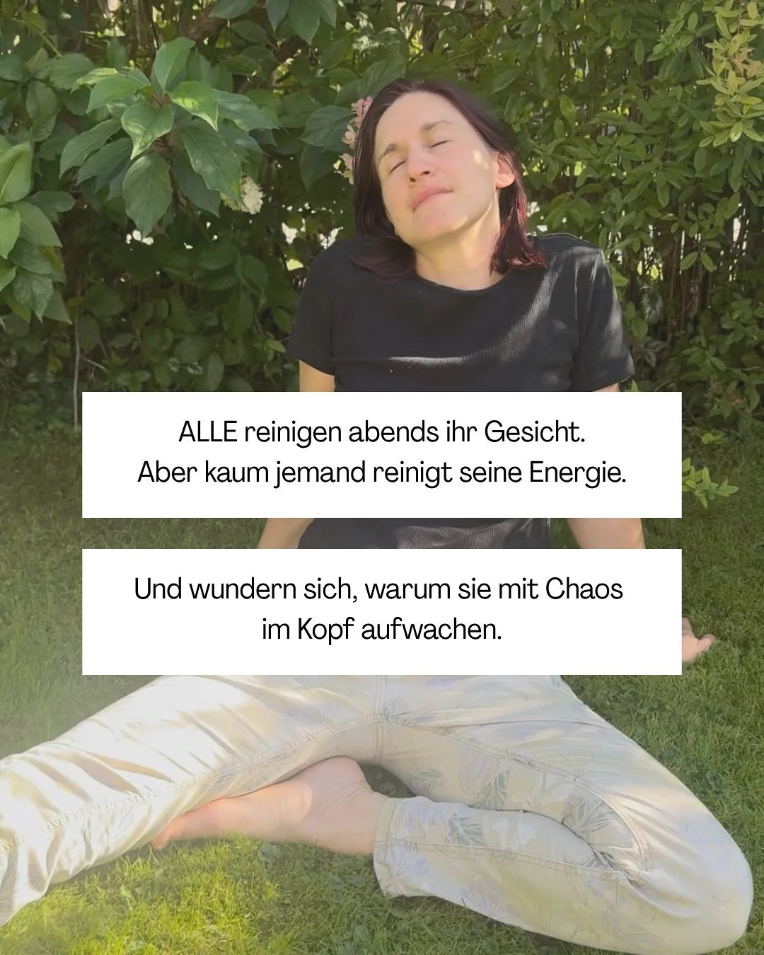 Dein Körper braucht abends keine To-do-Liste. Er braucht Entladung. ⚡️ 
Diese 4 Schritte helfen dir, dein Nervensystem zu beruhigen und klar statt chaotisch aufzuwachen. 🌿 
💌 ✨ Schreib GUIDE in die Kommentare, und ich schick dir den Link zu d