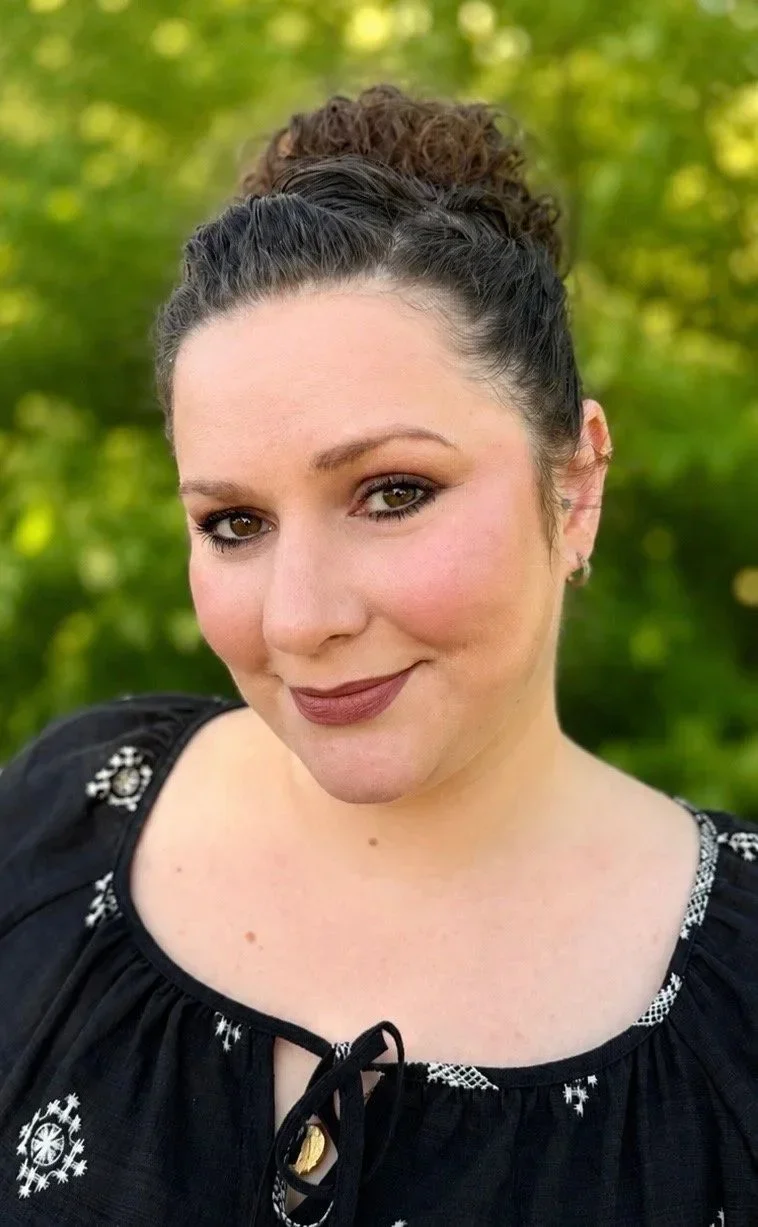 linnea-ward-therapist-rogers-mn.webp