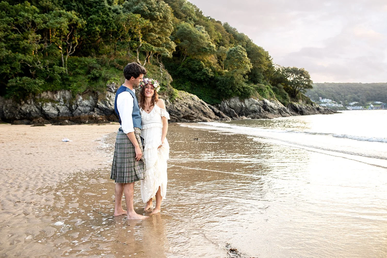 Devon Beach wedding of Faye and Will at Mill Bay