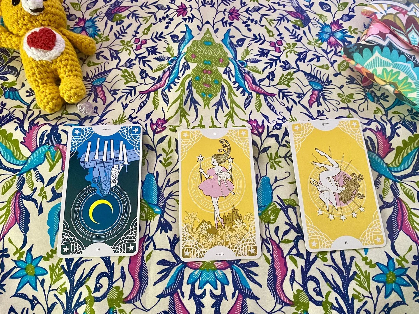 🌅 August has always been a time of reflection + change for me. My fiscal year revolves around my birthday, making this month naturally introspective.⁠
⁠
💫 It's gotten a little more bittersweet + reflective over the years, with many of my first canc
