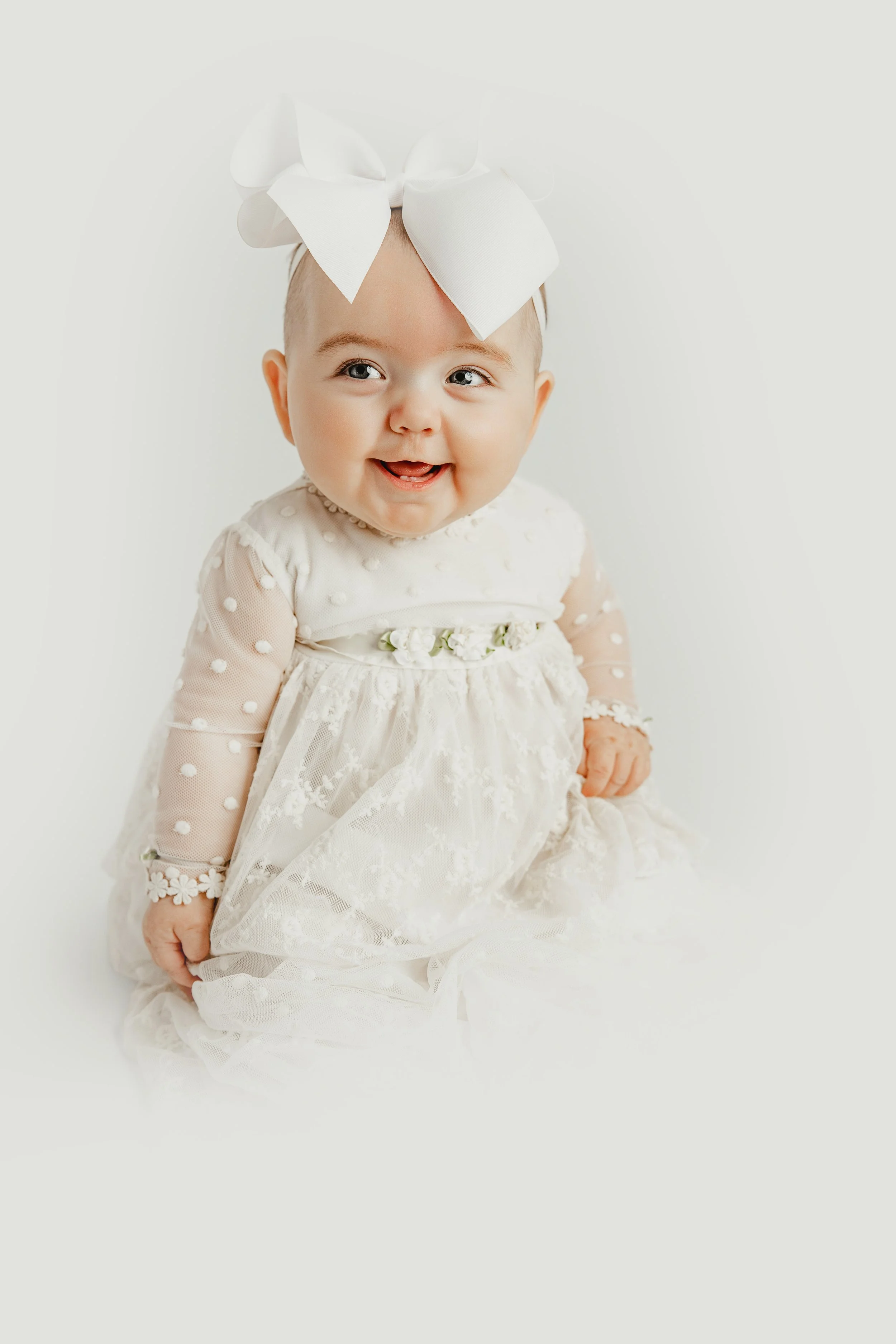 Affordable newborn studio sessions in Saltillo, Professional family photographer for holiday cards, Best studio photographer for children in Lee County, Custom newborn and family portrait studio