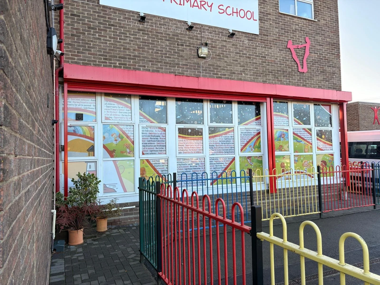 Why One Way Vision Is Becoming the Go To Choice for Schools