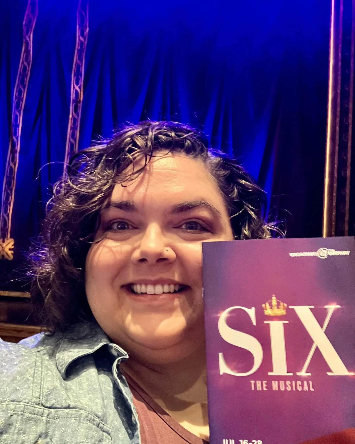 Okayyy but I KNEW @sixustour was going to be One of a Kind, No Category! #slayqueens 👑💜🤩