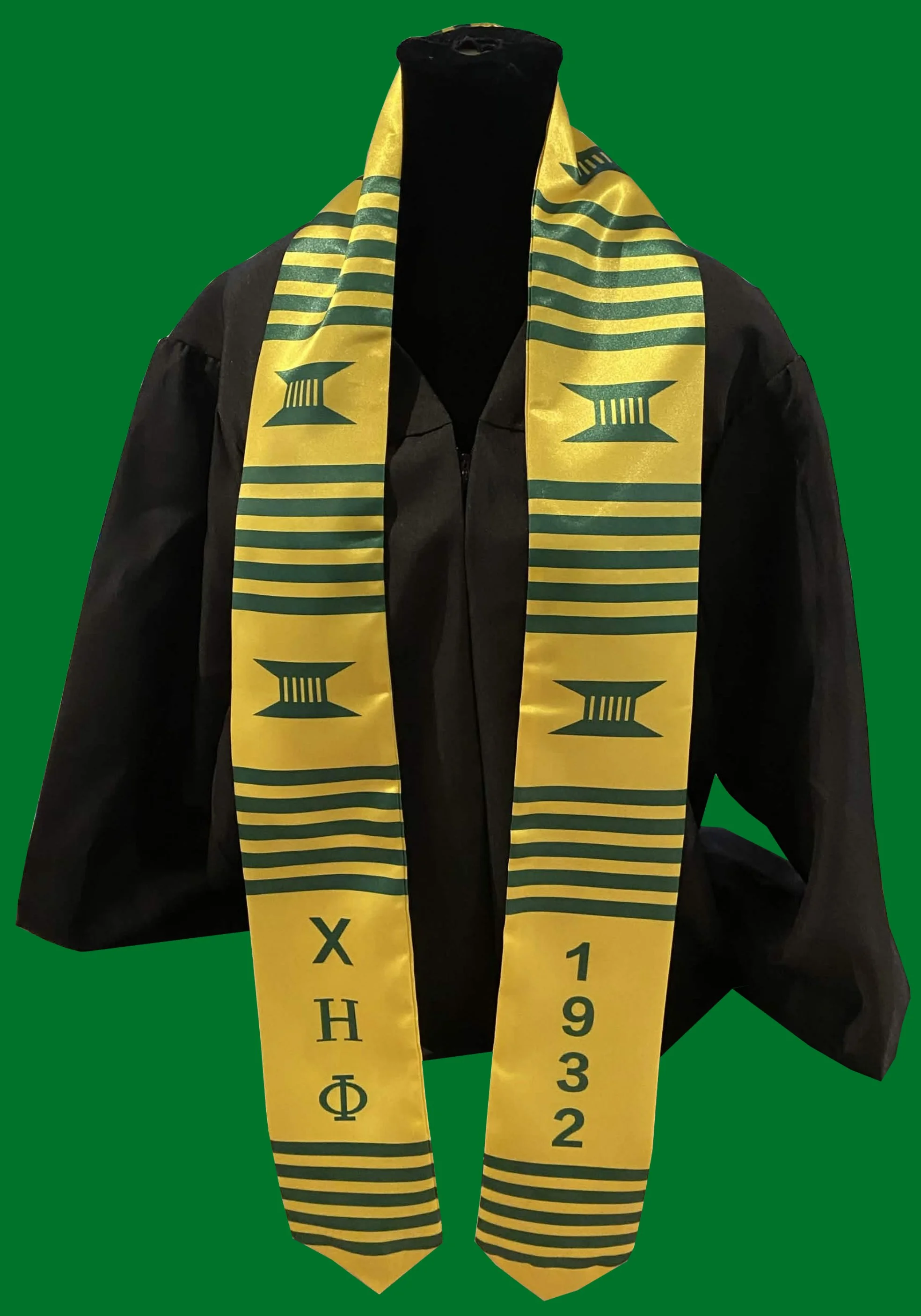Chi Eta Phi Stole 1932.jpg