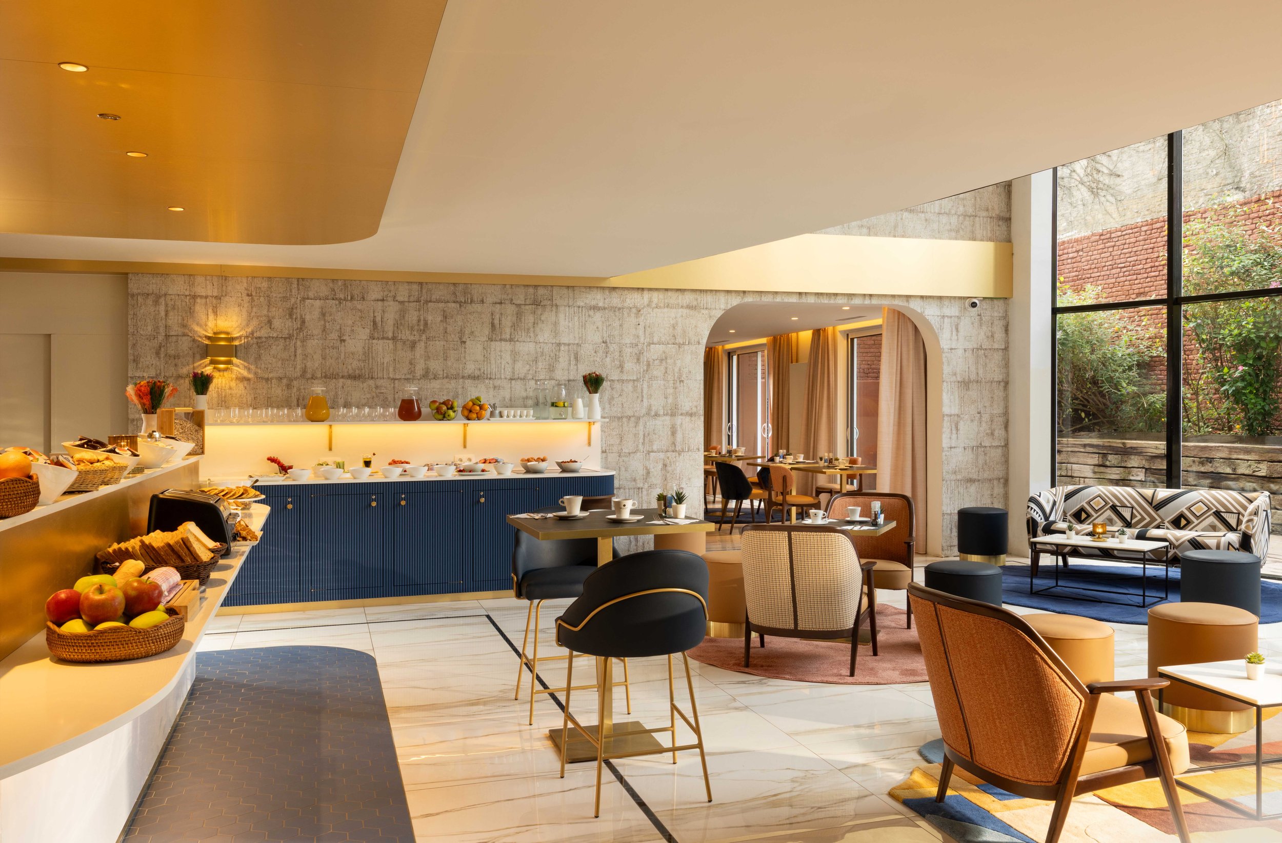 _G7A4847 hotel the augustin bd.jpg