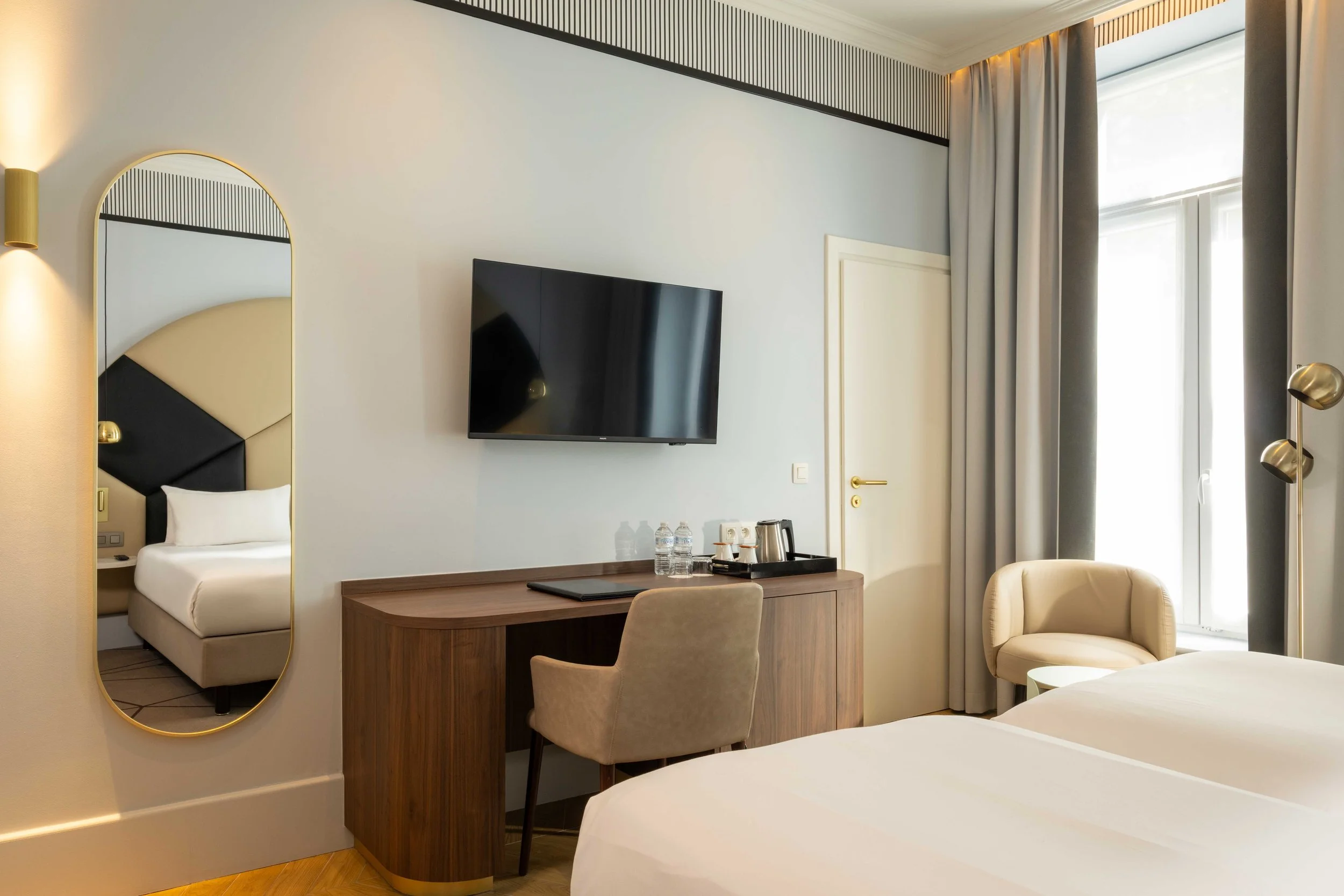 _G7A5091 hotel the augustin bd.jpg