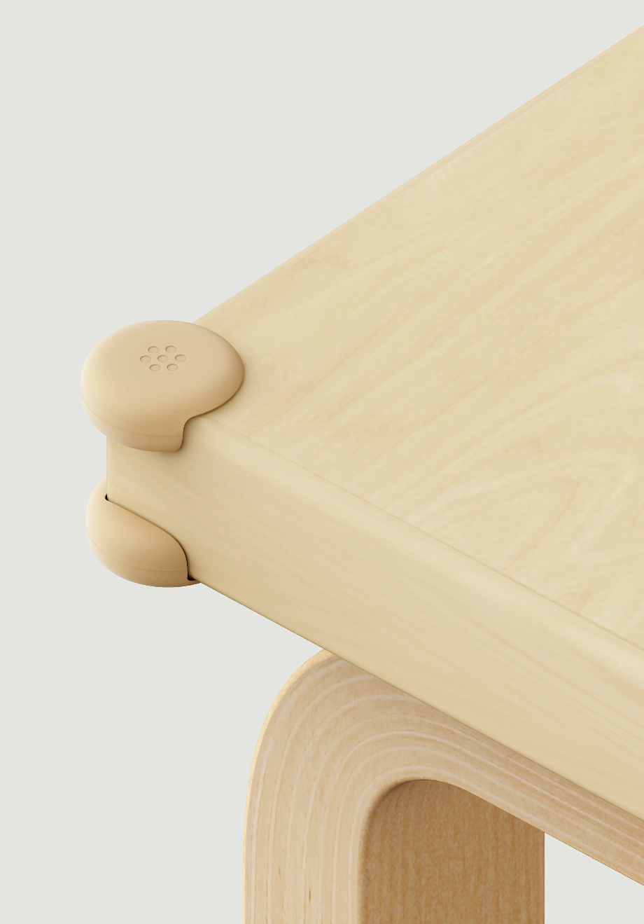 Baby-proofing corner bumper in silicone for Pom