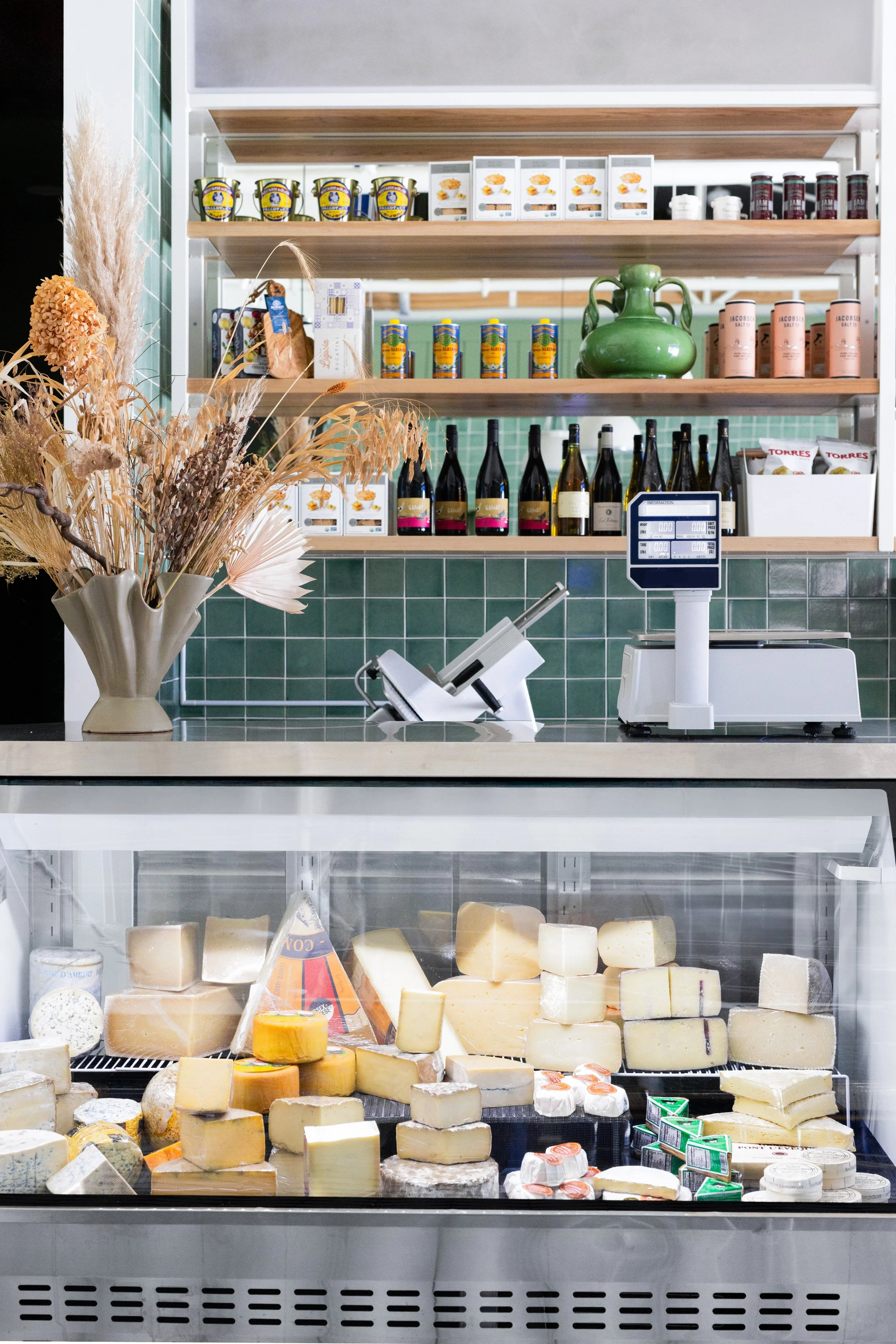 Wedgewood_Cheese_Bar_HIGHRES_WEB-19-sm.jpeg