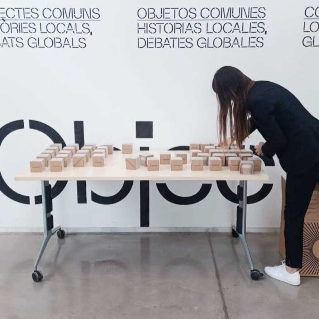 Objetos Comunes
Historias locales
Debates globales

@museudeldisseny 

#voltasolpot #dise&ntilde;o #objetos