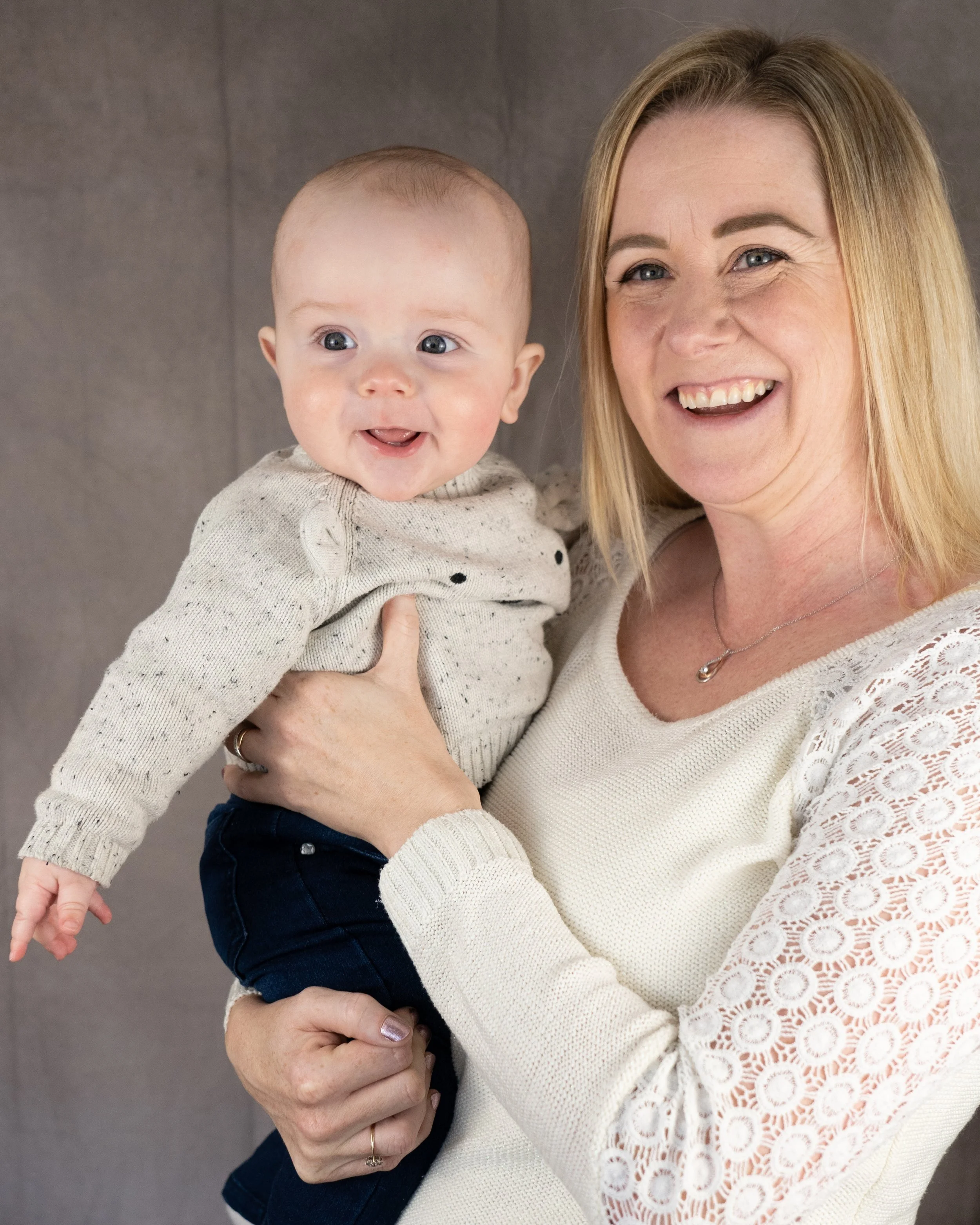 Newborn photos Wexford relaxed family moment