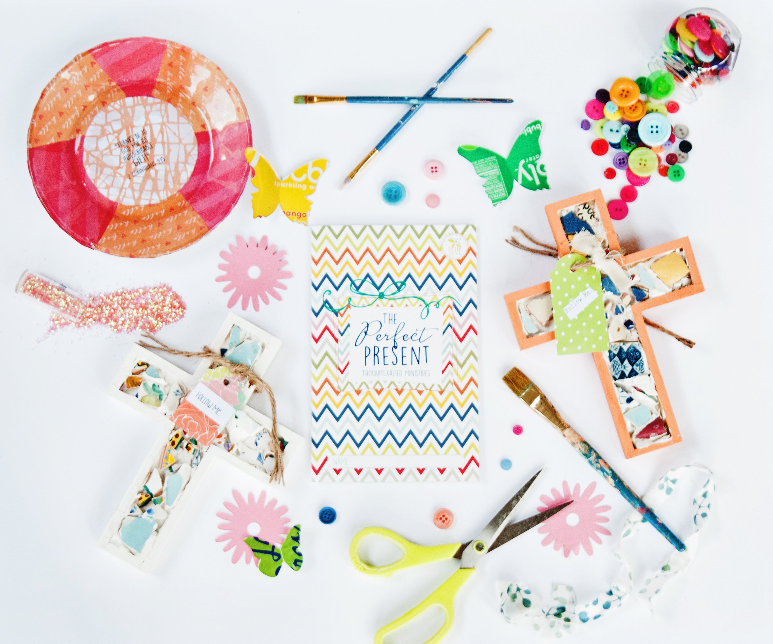 Flatlay Perfect Present copy.jpg