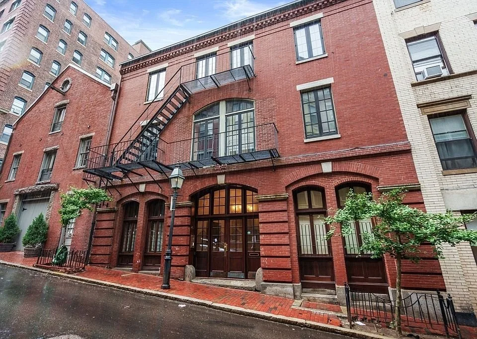 40 Joy St. #8, Beacon Hill