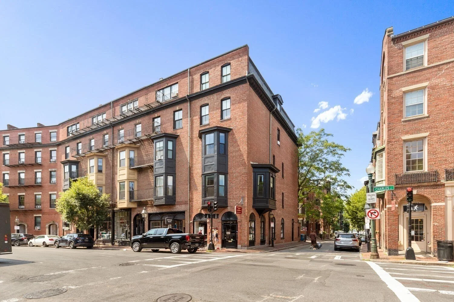 100 Charles St. #3, Beacon Hill