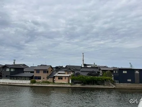96976ED6-83F9-4726-8653-B2311D58EB23_4_5005_c.jpg