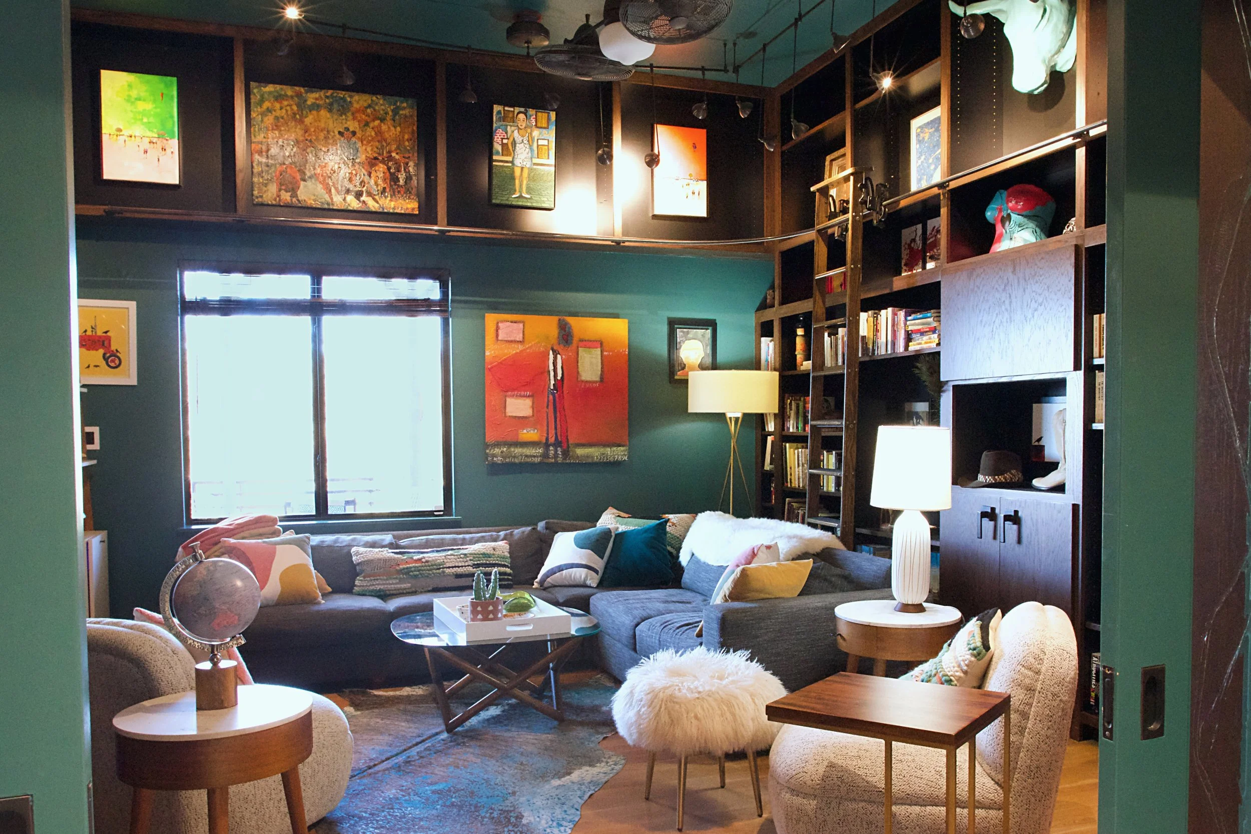 1st Floor Library Sectional Sleeps 2. HDTV with Sonos Surround, Apple TV & XBox. Rare book and art collection.