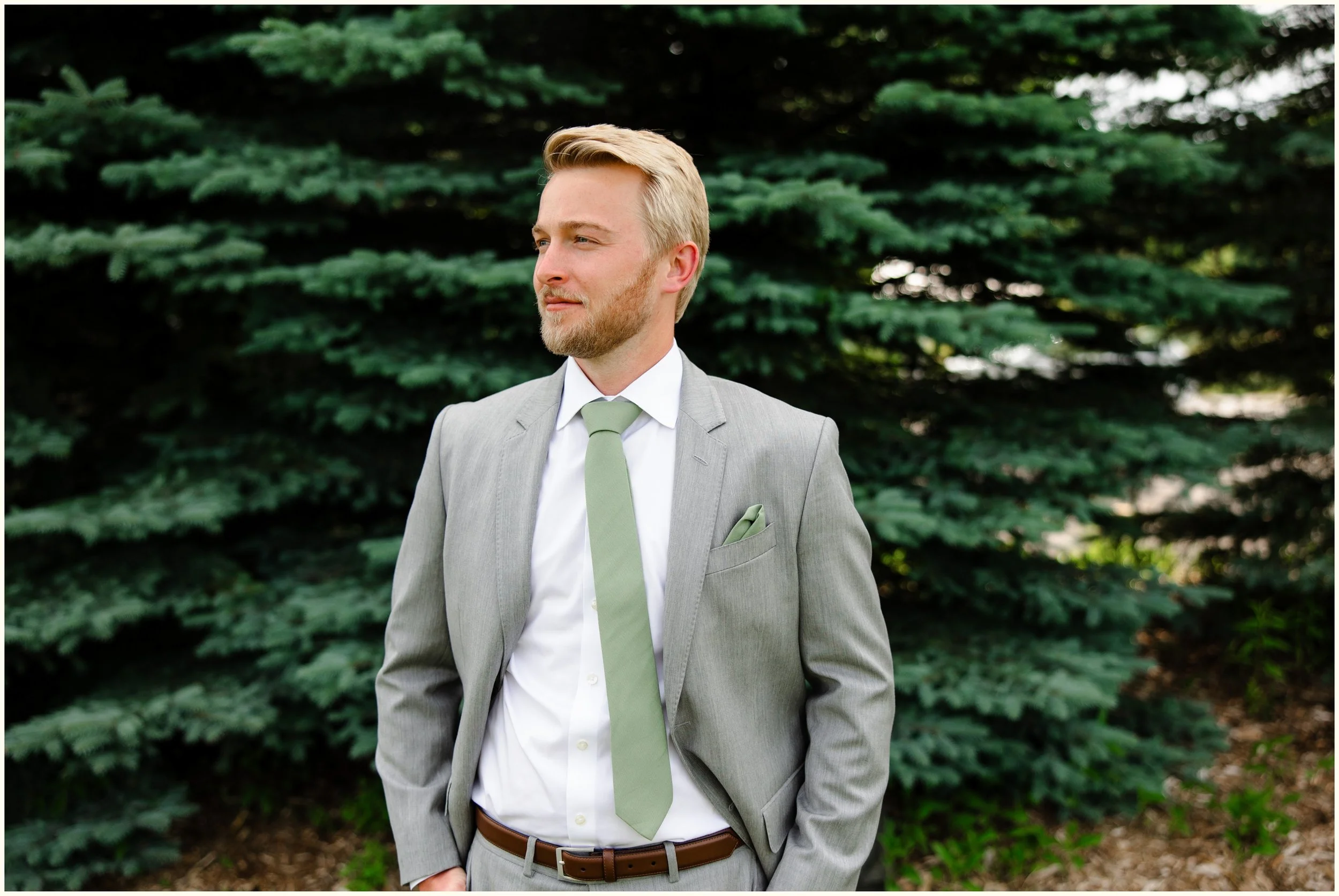 candid wedding portraits