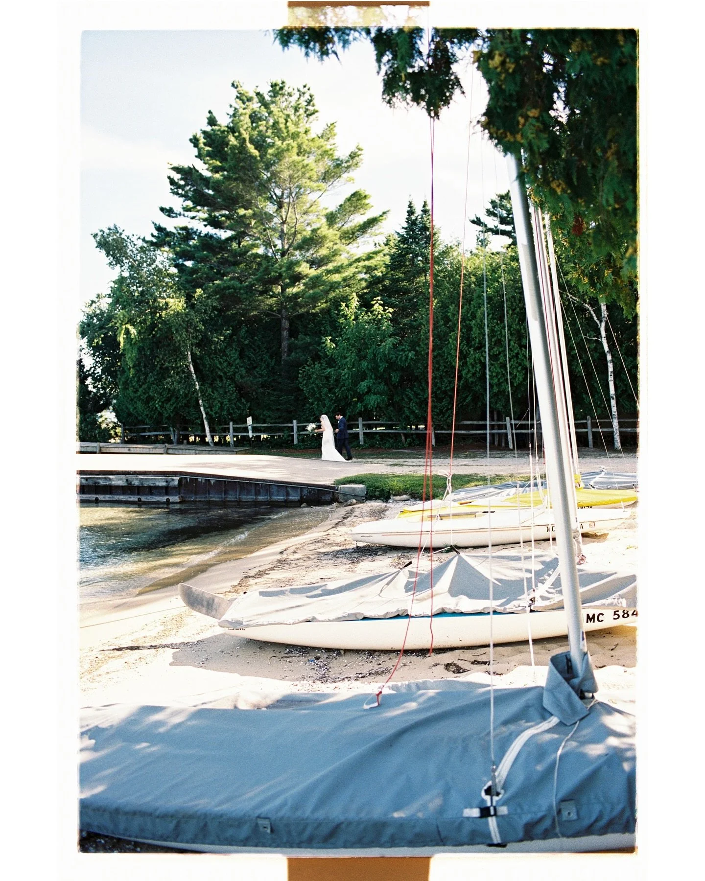 Dan and Cath&rsquo;s entire wedding weekend was filled to the brim with sunshine and joy and all the very best people together. But what stuck out to us more than all the pretty views and gorgeous florals, was Dan and Cath&rsquo;s hearts. The kind of