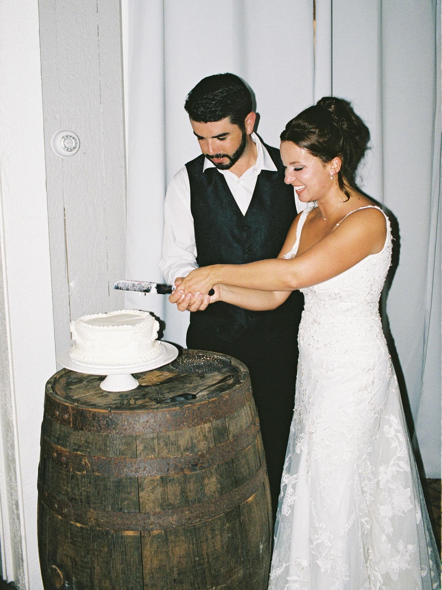 The fun thing about weddings is you can really make it your own. 

You can embrace wedding traditions to whatever extent you&rsquo;d like. 

For Jason and Sarah that meant they kept their cake cutting simple and intimate. Their vintage heart cake was