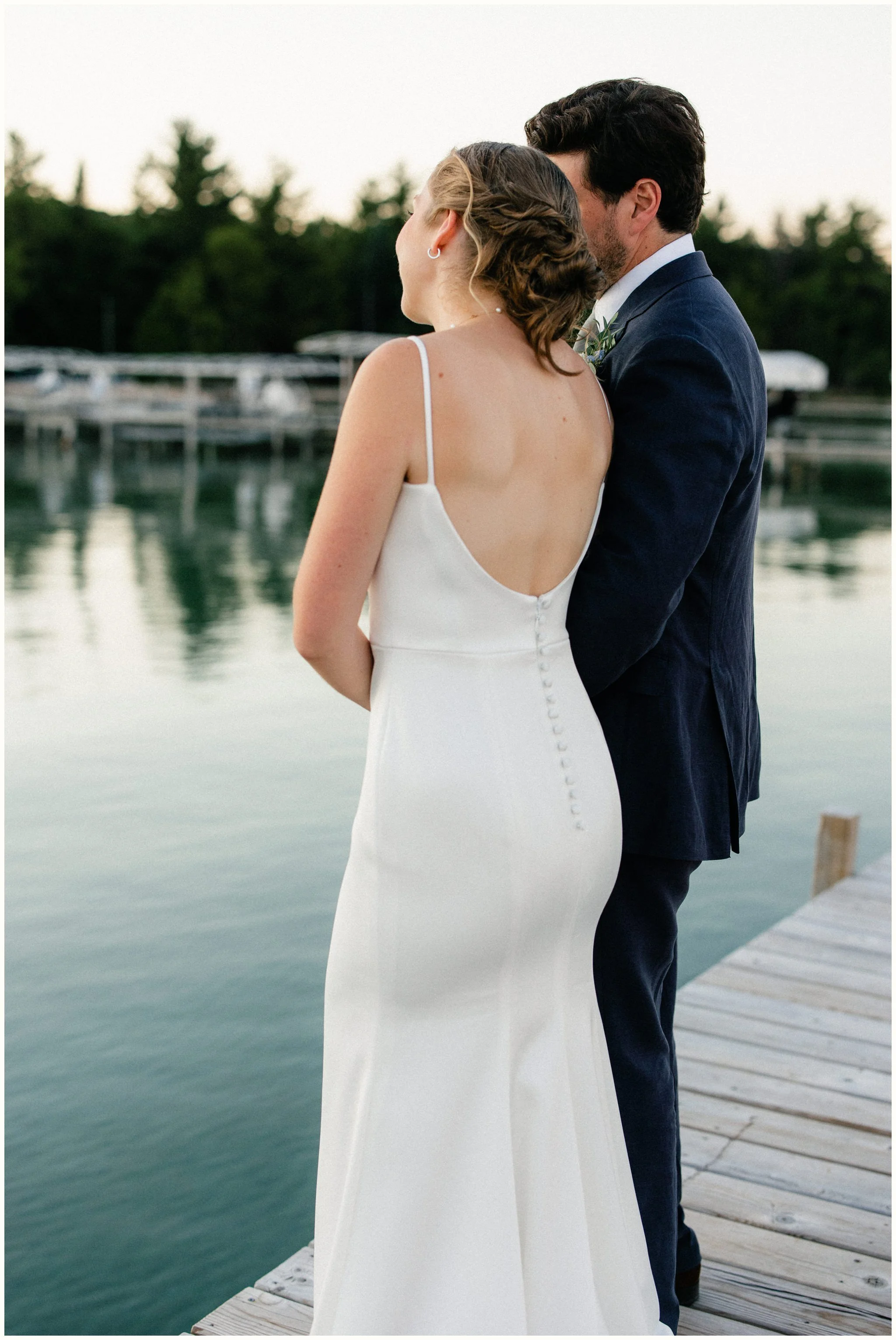 romantic michigan wedding photographer