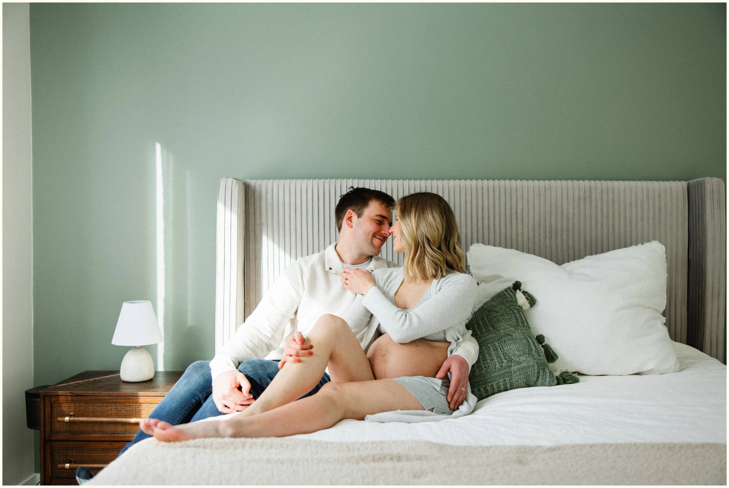 in home maternity photos