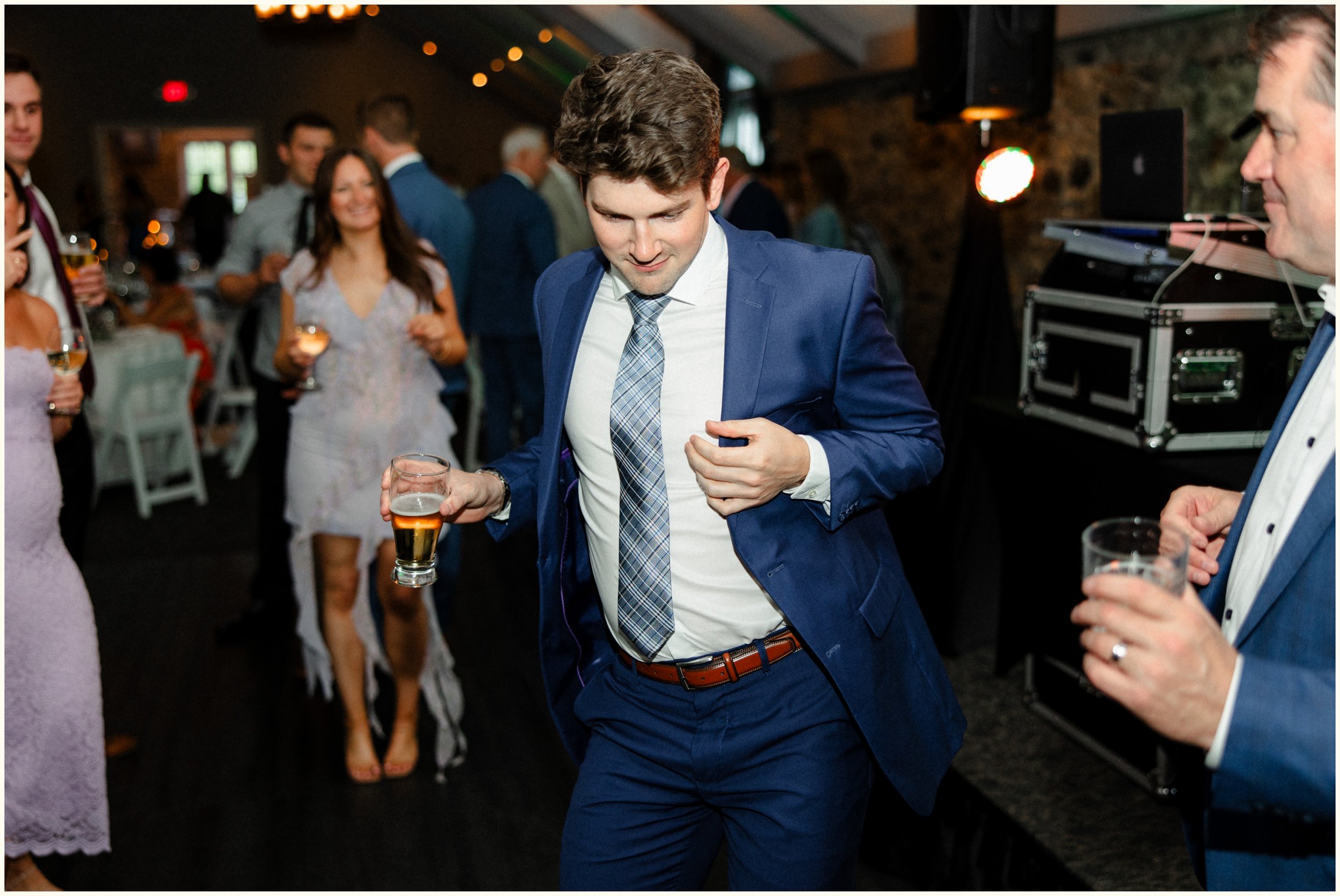 wedding dancing photos