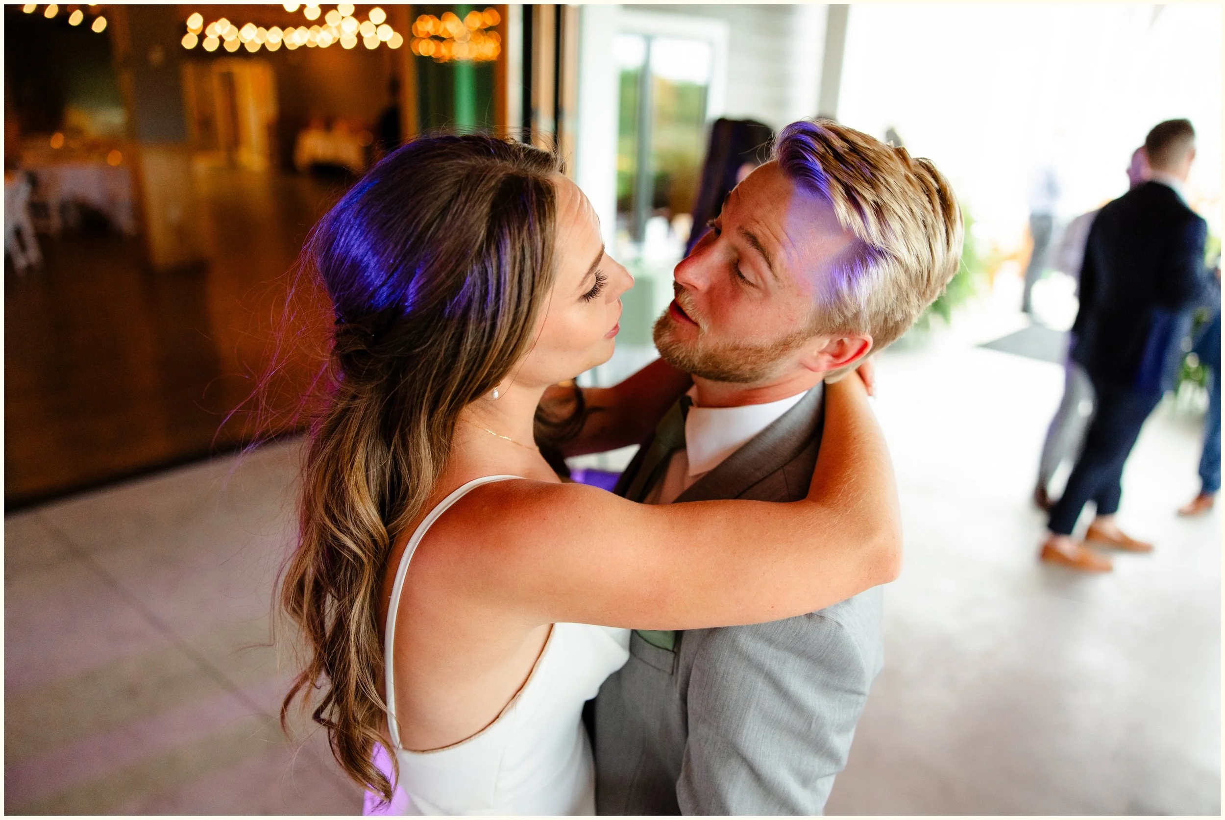 emotional candid wedding moments