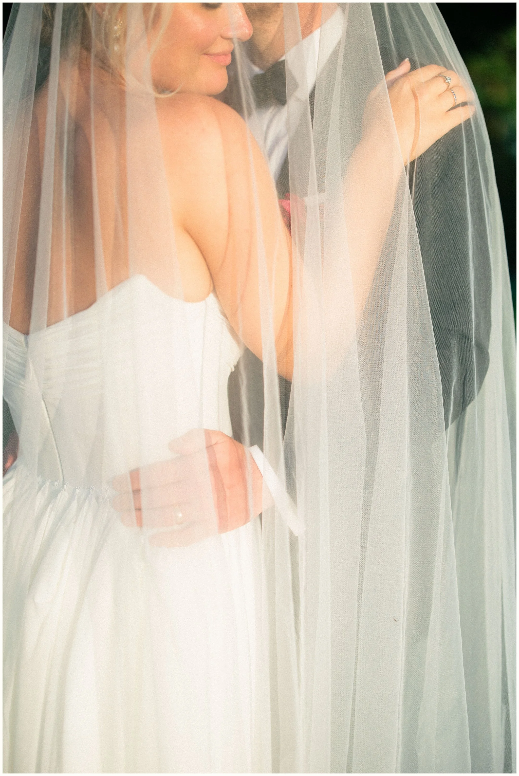 romantic wedding portraits