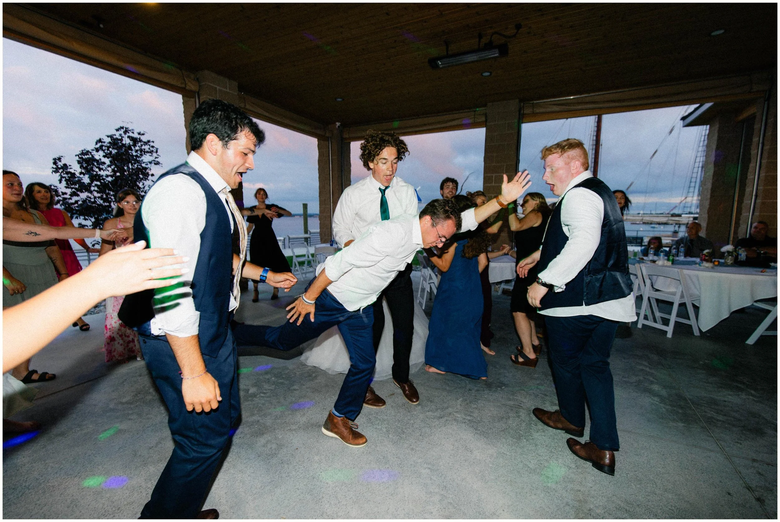 candid wedding photography