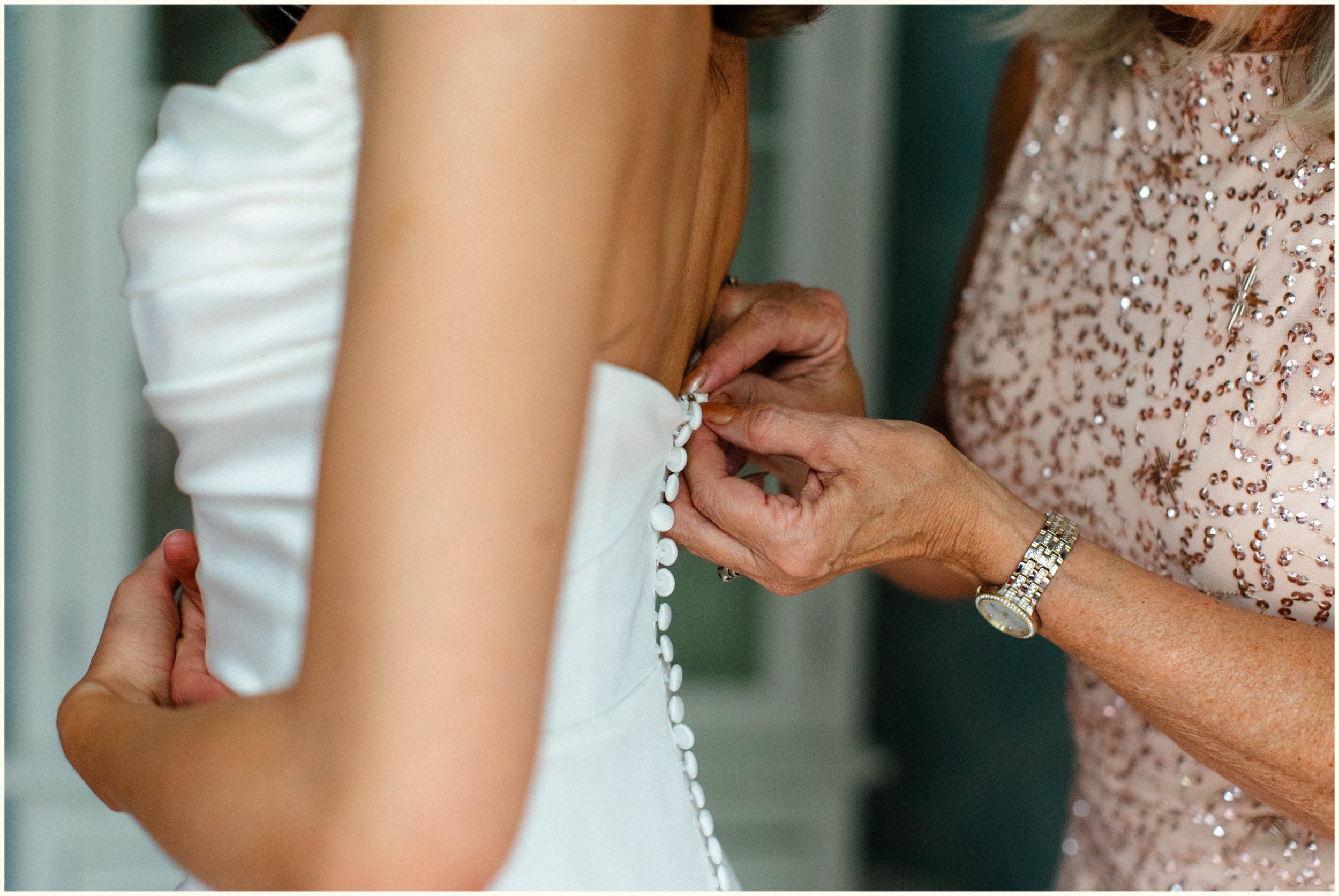 luxury wedding prep photos