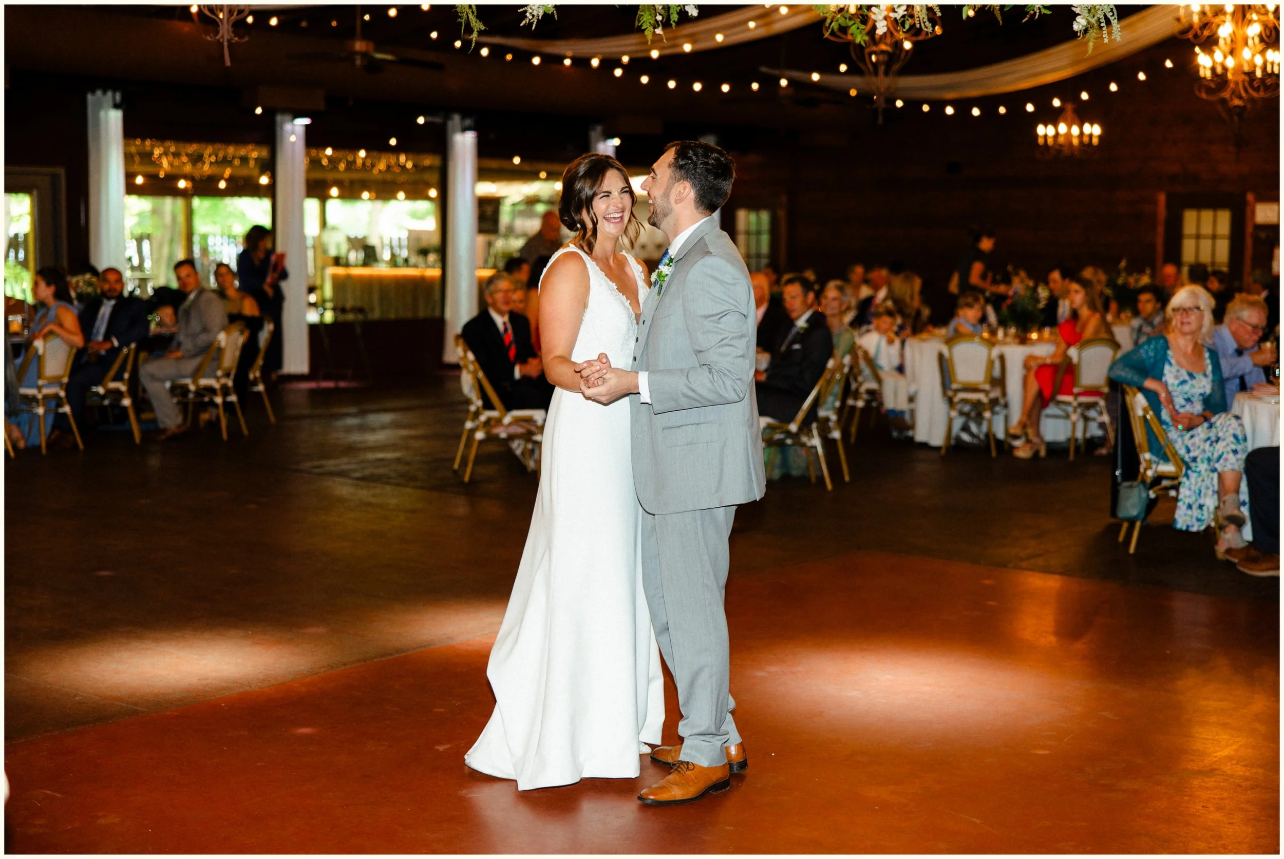 documentary wedding photographer bluebridge