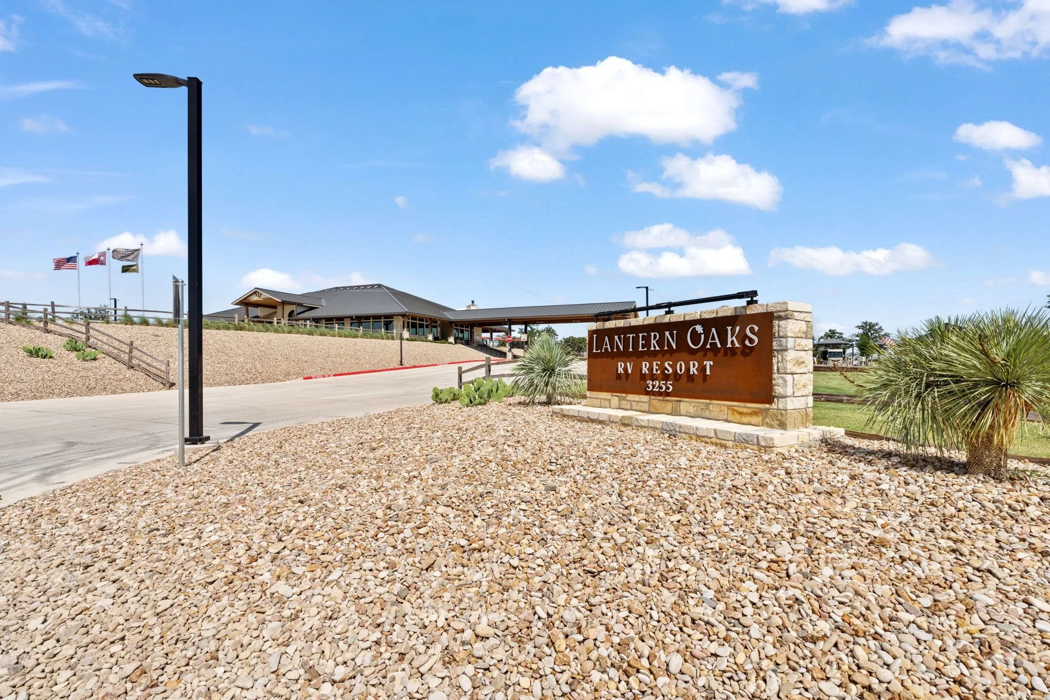 9-web-or-mls-3255-s-state-hwy-16-min.jpg