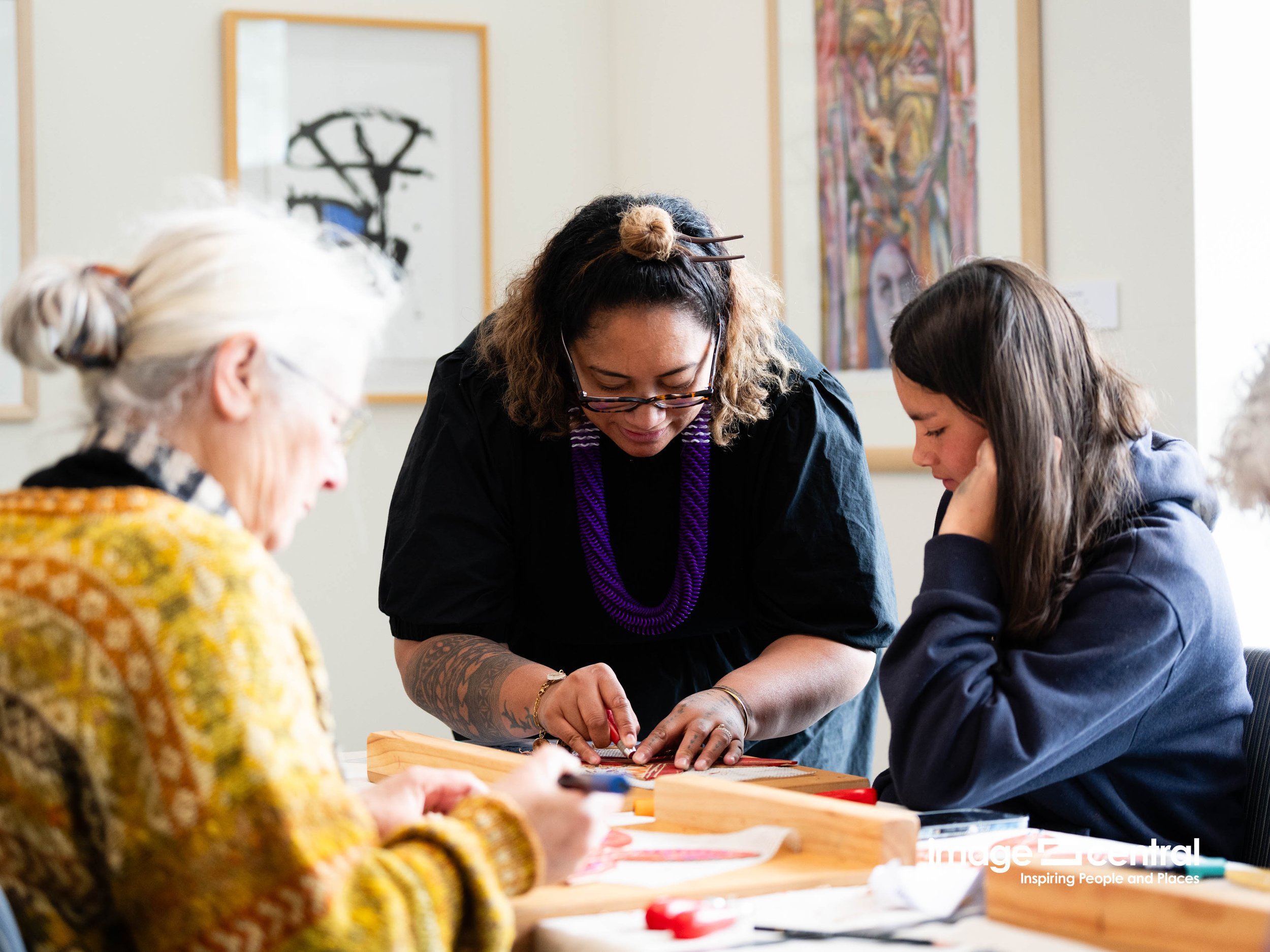 Ana Teofilo workshop at Maruawai Centre in Gore. Inspiring Wahine Conference 15-17 October 2025.  Gore, Southland Croydon Lodge, © Copyright images Clare Toia-Bailey / www.image-central.co.nz
