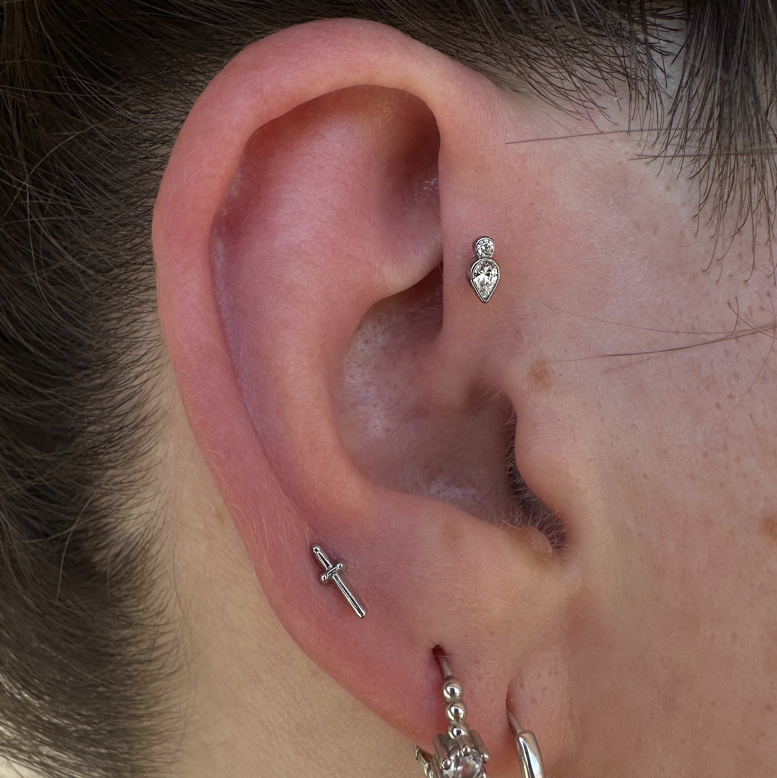 Facetune_26-06-2023-15-56-57 copy.jpg