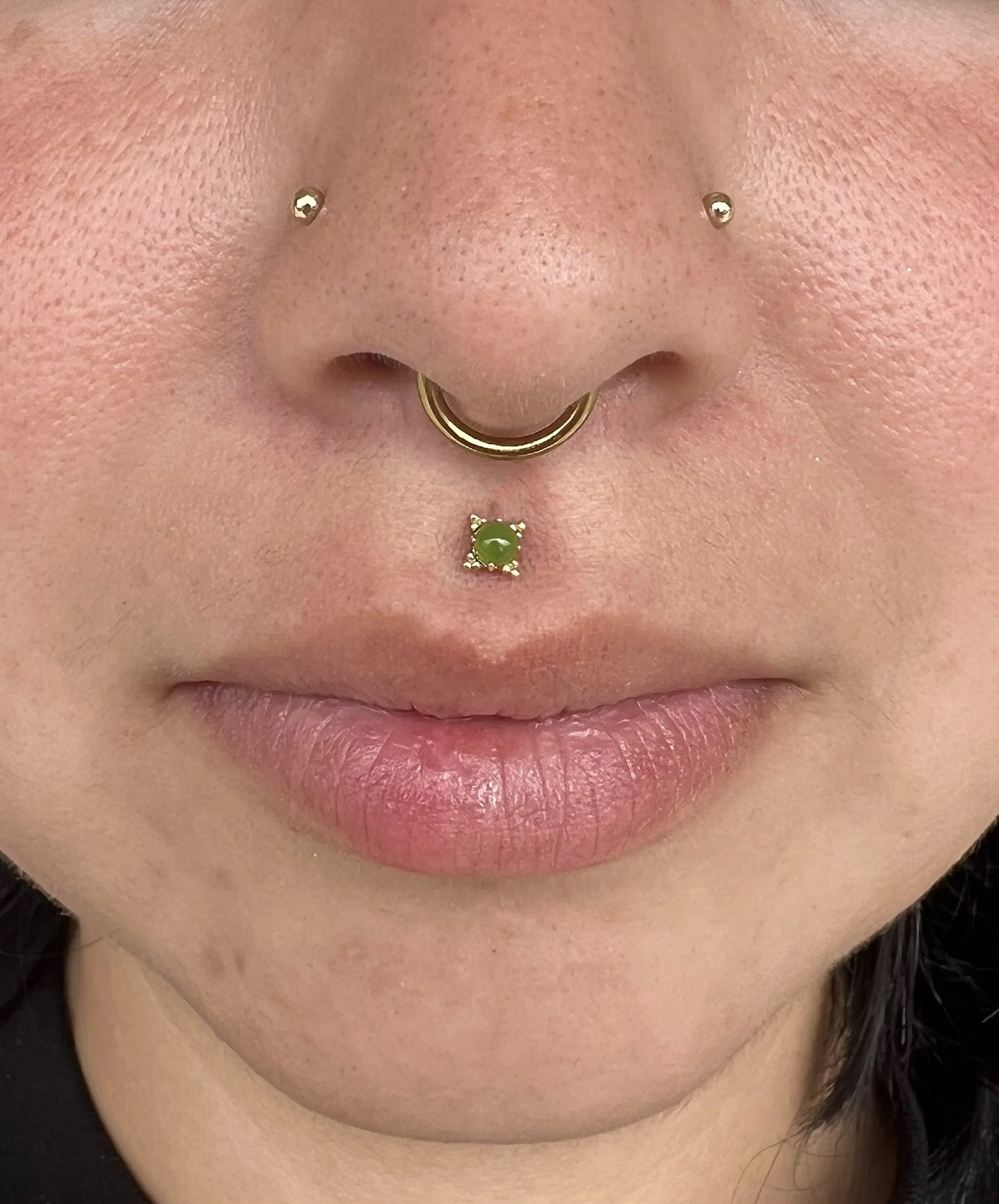 Facetune_01-04-2023-12-19-55 copy.jpg