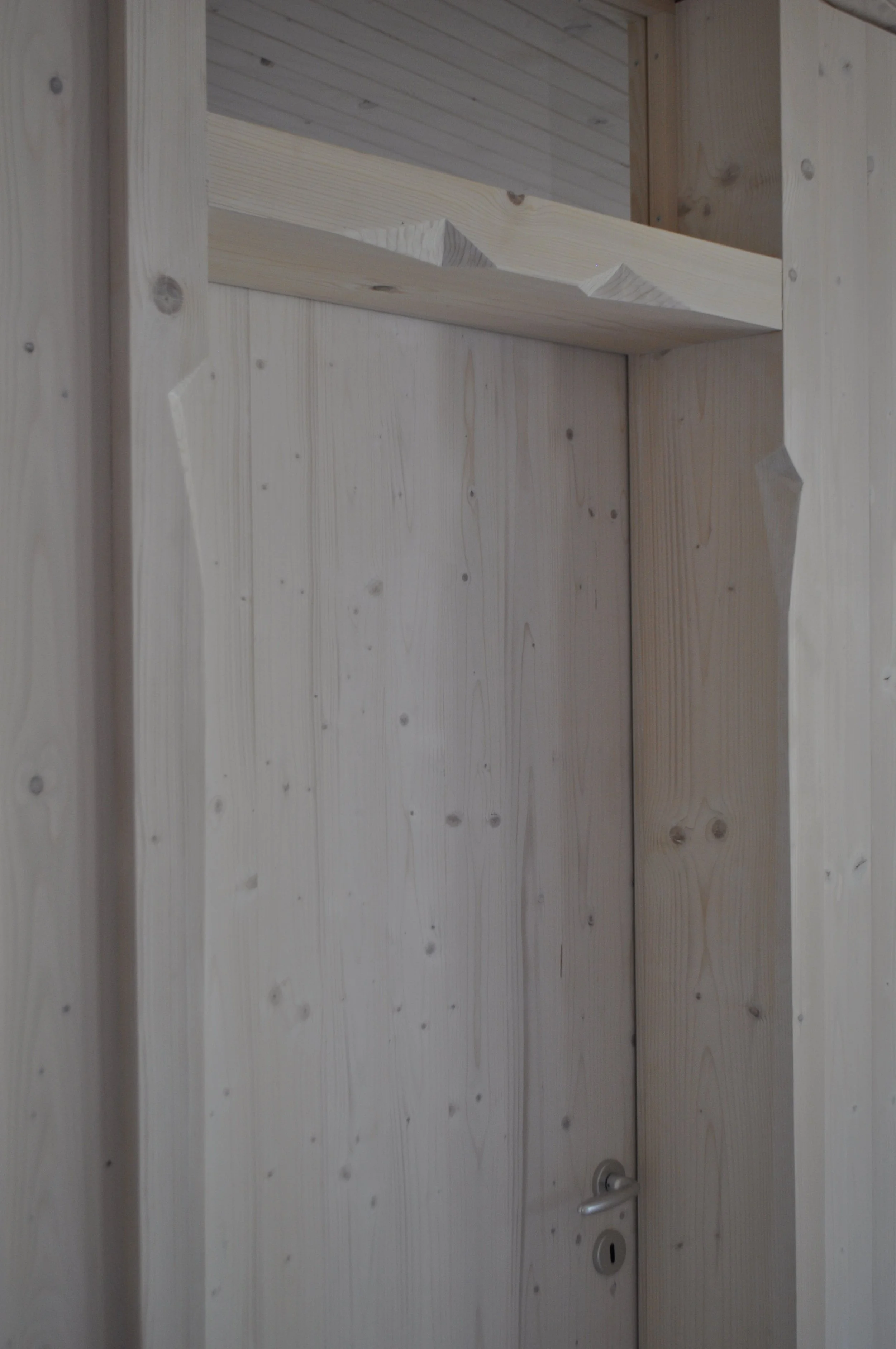 Gestaltung Türzargen Gempen.JPG