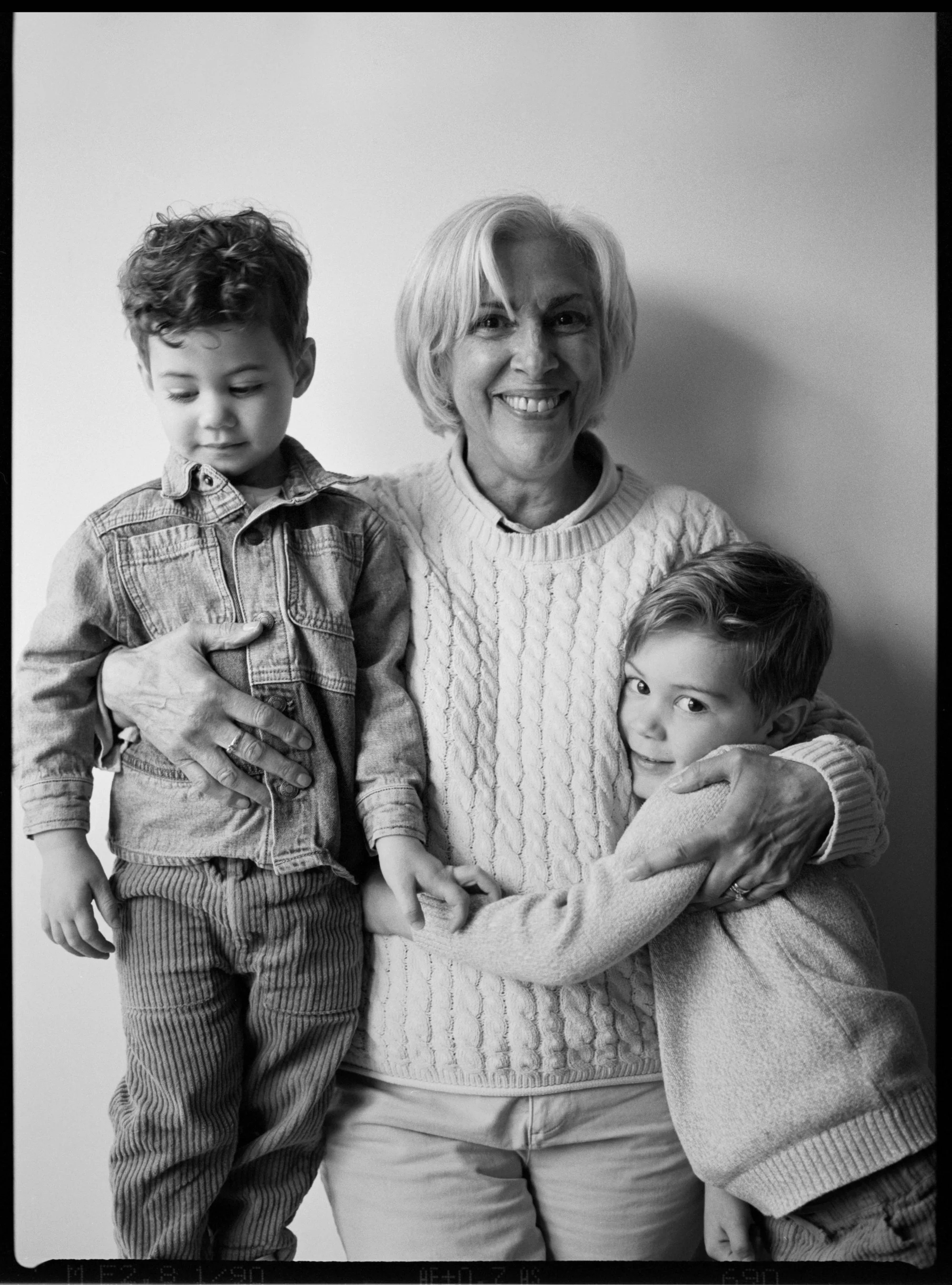 NicoleH_BWMothersDay26_027_LR.jpg