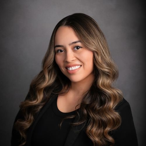 Realtor Hillary Meet The Treasure Davis Team- Powered by eXp