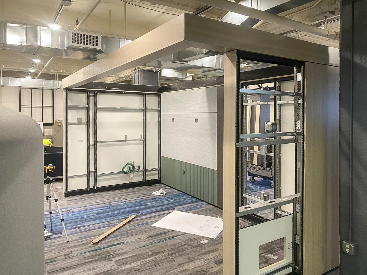 Falkbuilt Grand Rapids - Carl Photography at 217 Install_47.JPG