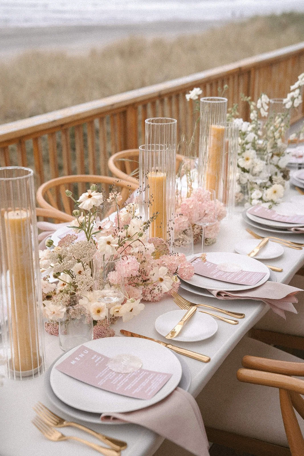 KELSEYANDANDY-oregonwedding-neskowin-ourplaace-tablescape-madelinerosephotographyco-42_websize.jpg