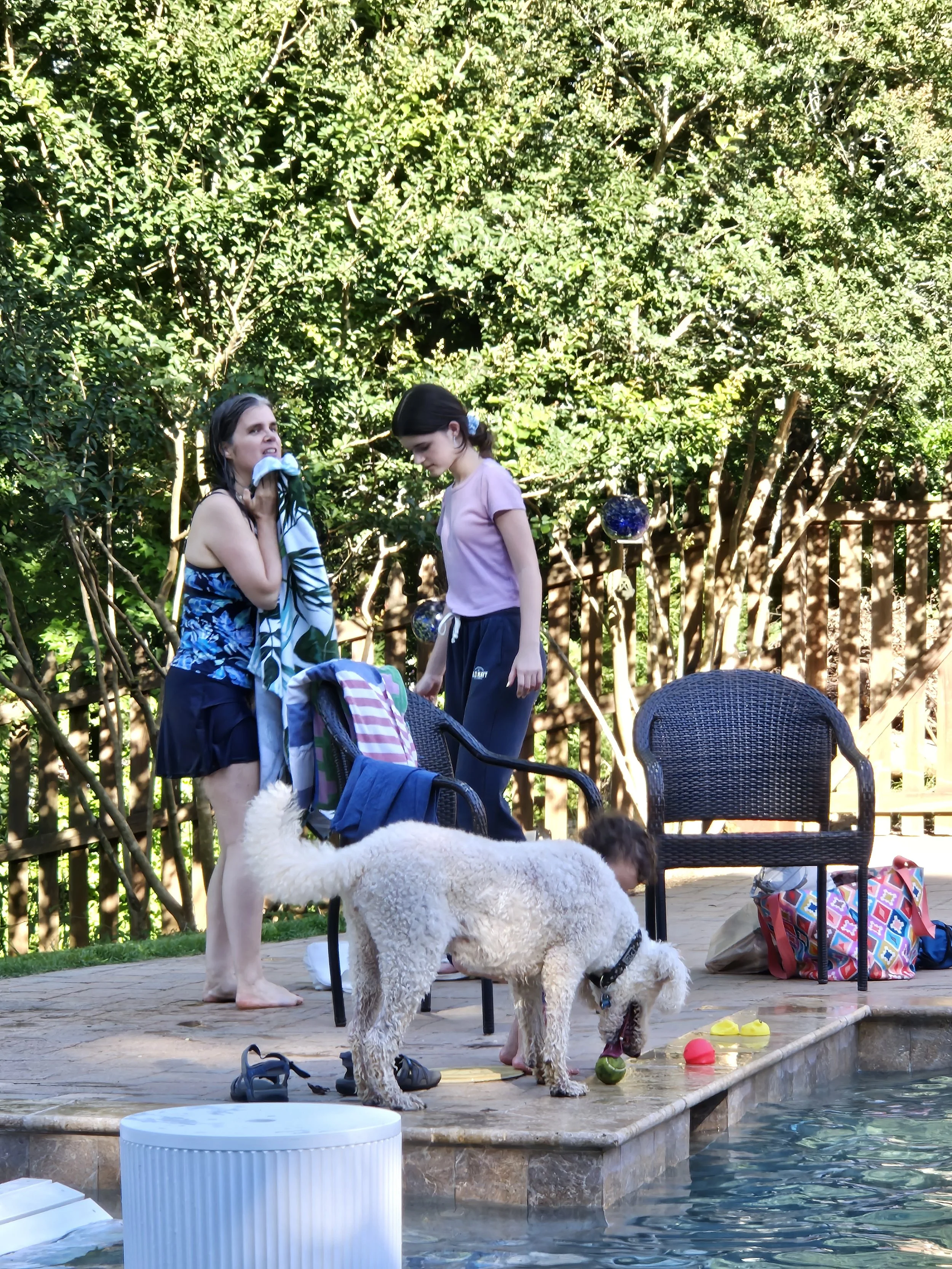 It was hard to leave the pool, but hunger finally won out.