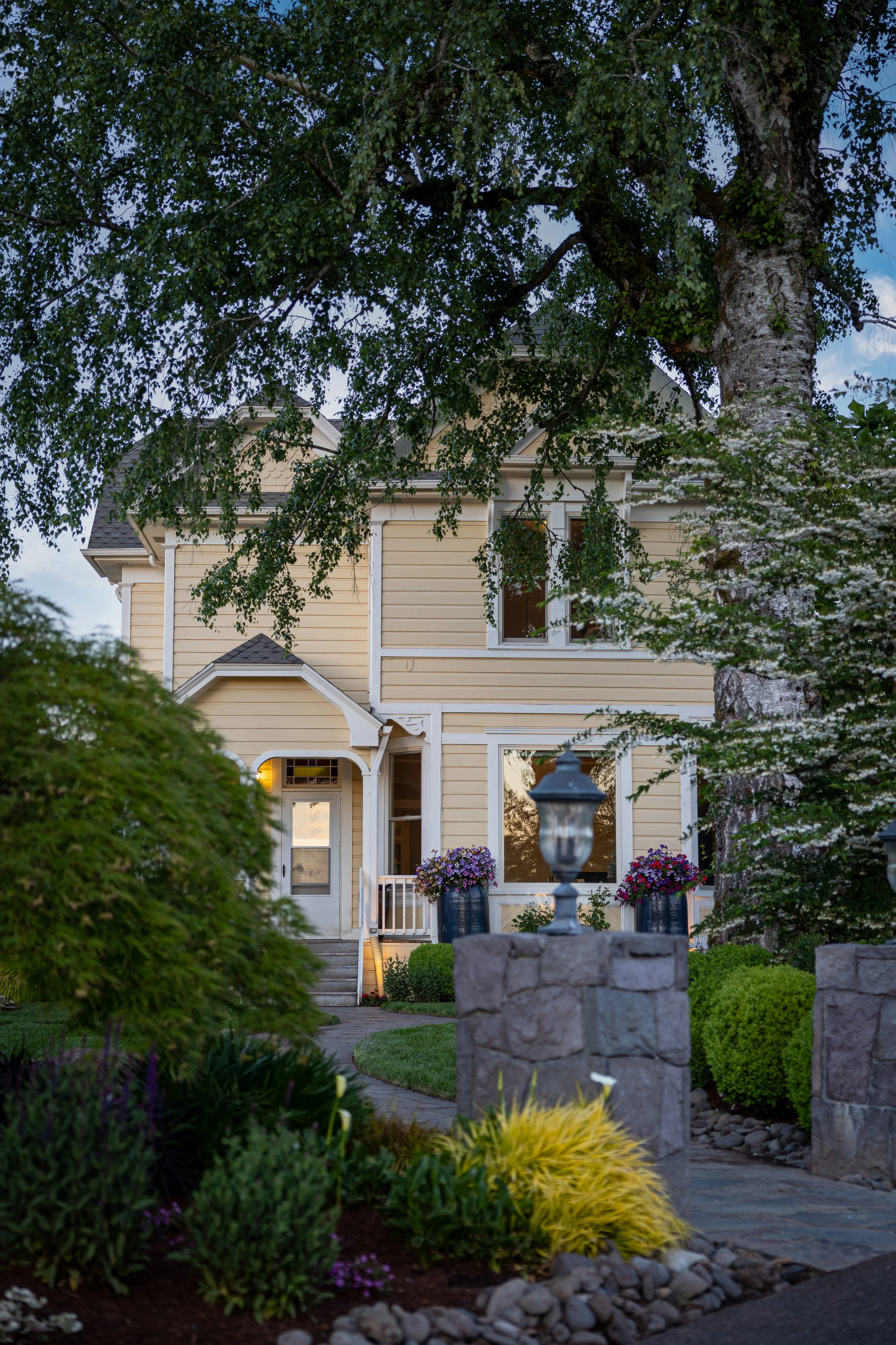 Event Details — Richey Road Event Venue