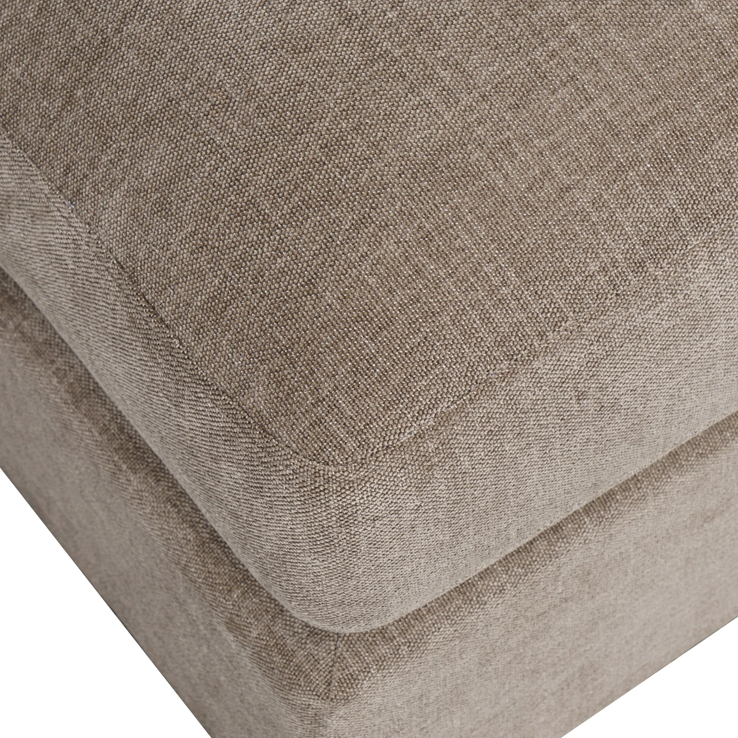 ESSEX MAHOGANY - 2636-ARMLMAH DETAIL.jpg