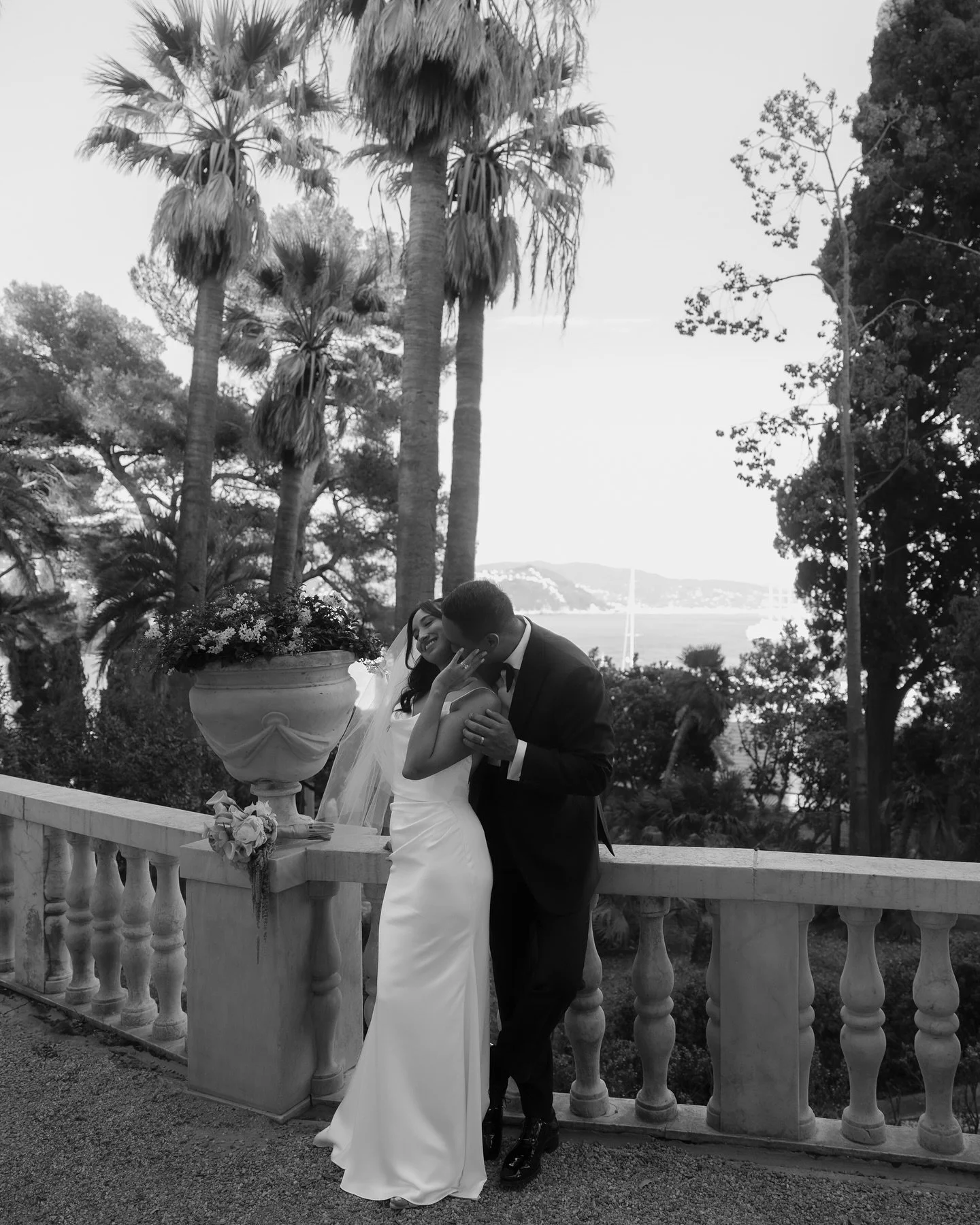 cartoline dalla Liguria 🤍

Shooting at Villa Durazzo in Santa Margherita Ligure was pure magic with these two @ram_s.f @_leobarreto12 

planners @roberta_cavaliere_dwp @elisarosa_dwp 
location @villadurazzo