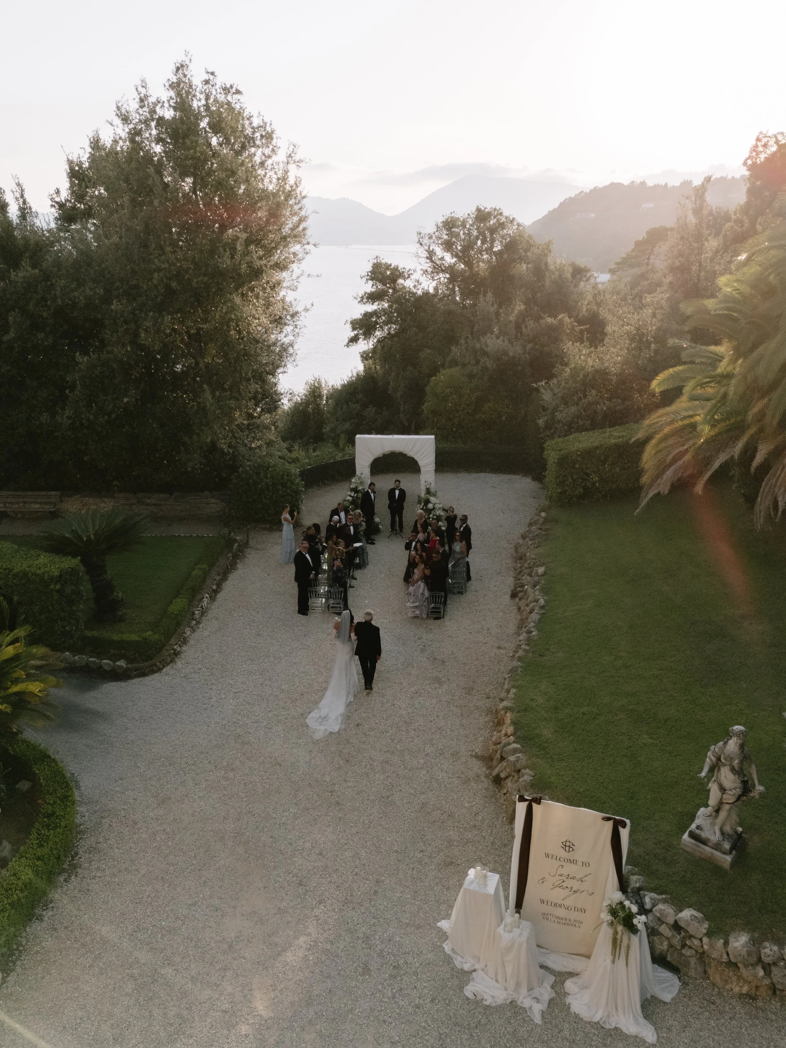 sarah_georgi_wedding_sneakpeek_by_diavoller-53.jpg