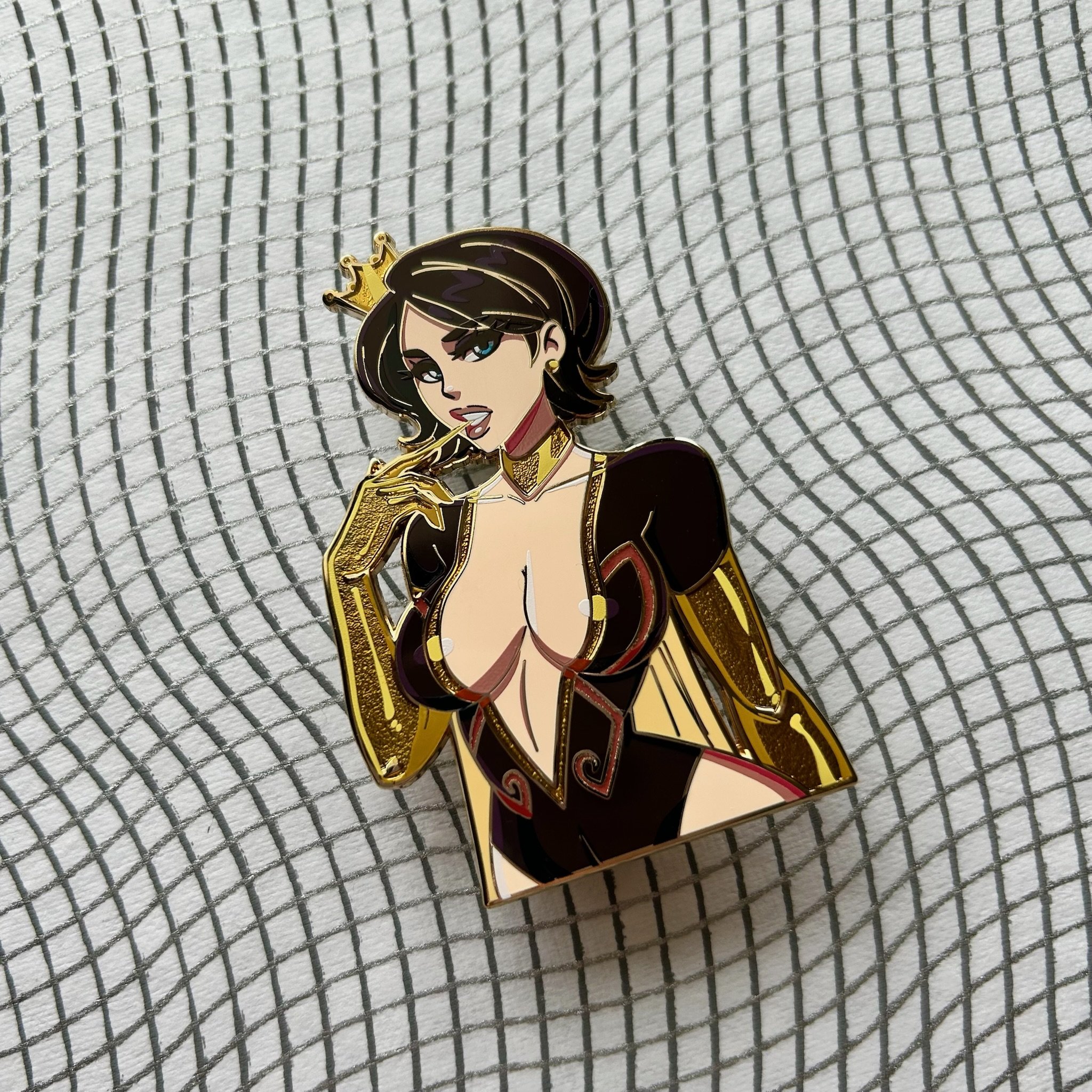 SFW Monarch Queen
Gold Plating
LE50
Artist: Toksie