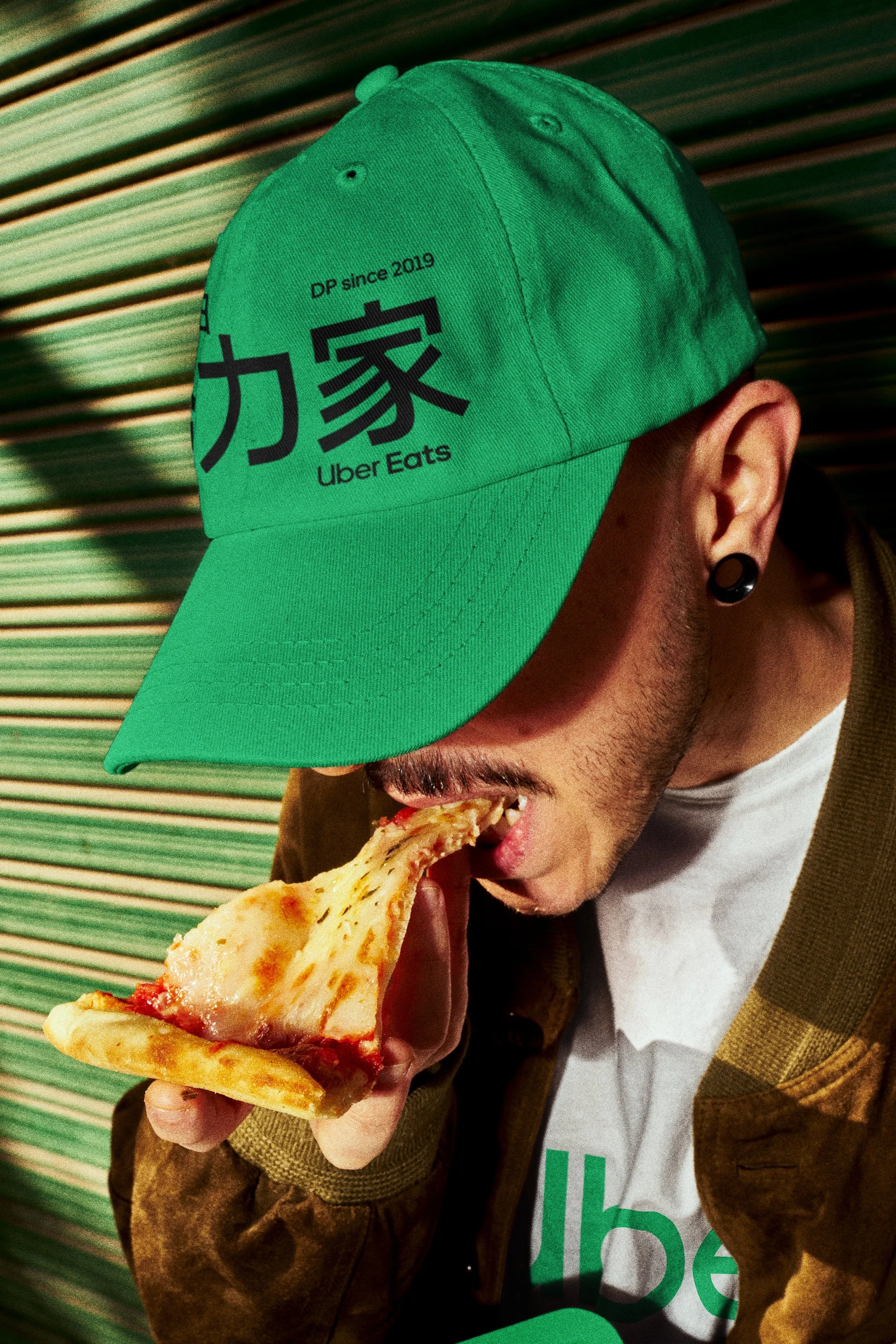 CapUberEats.jpg