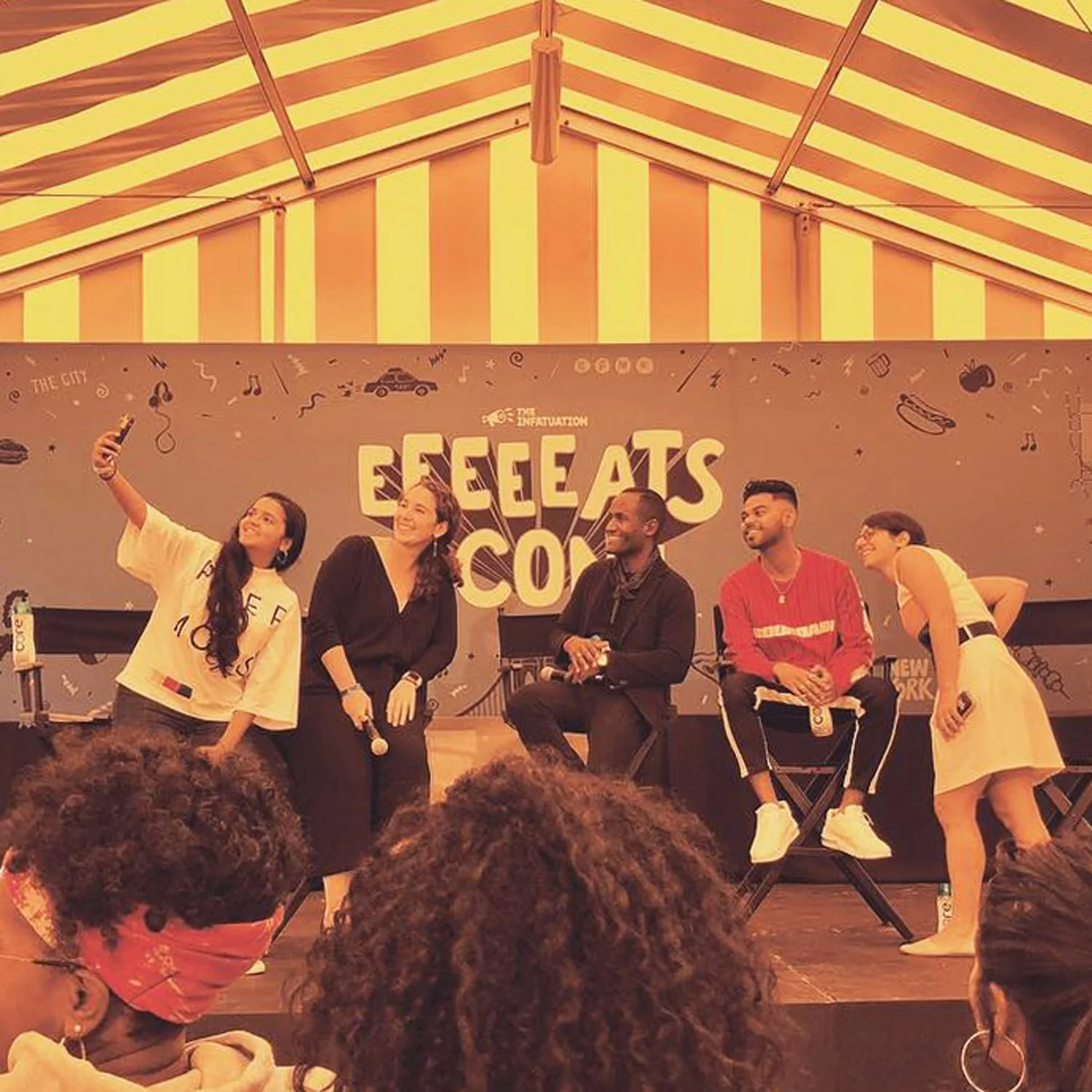 panel-moderator-keynote-speaker-posing-for-selfie-at-eeeeeatscon